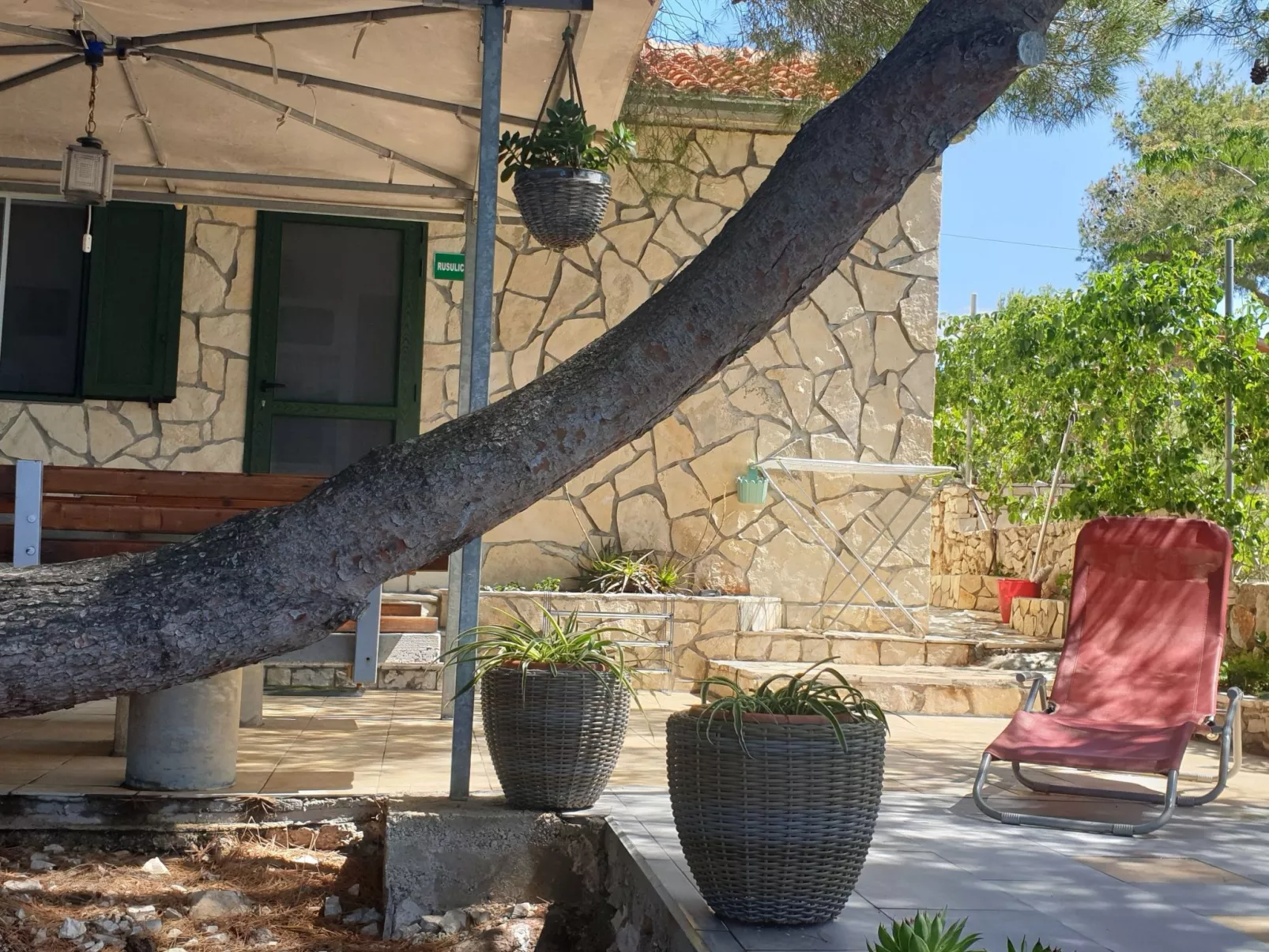 In Maslinica mit Großer Terrasse-Image-tags.info