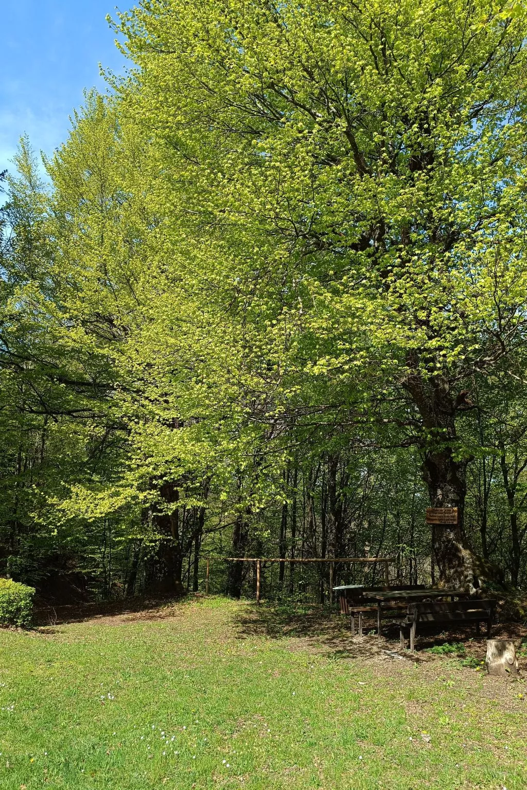 Haus in Sleme Skradsko mit Whirlpool und Parkplatz-Buiten