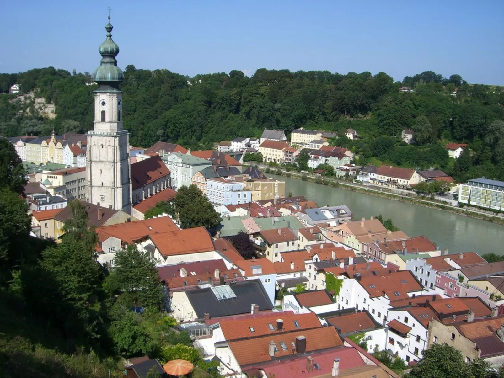 Herrliche Ferienwohnung mit Grill und Garten-Buiten