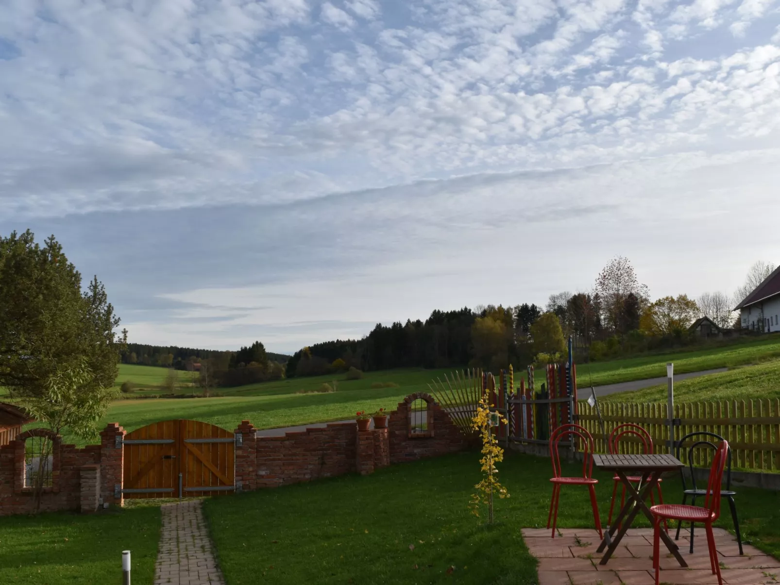 "Haus in der Einöde"-Buiten