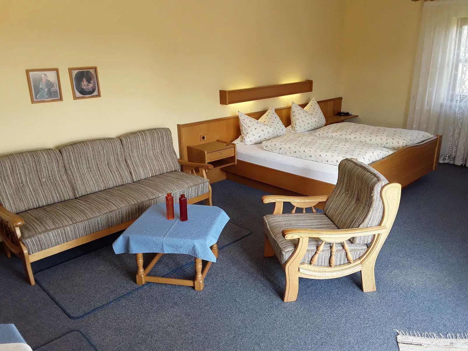 Gemütliche Ferienwohnung mit großem Garten - Binnen