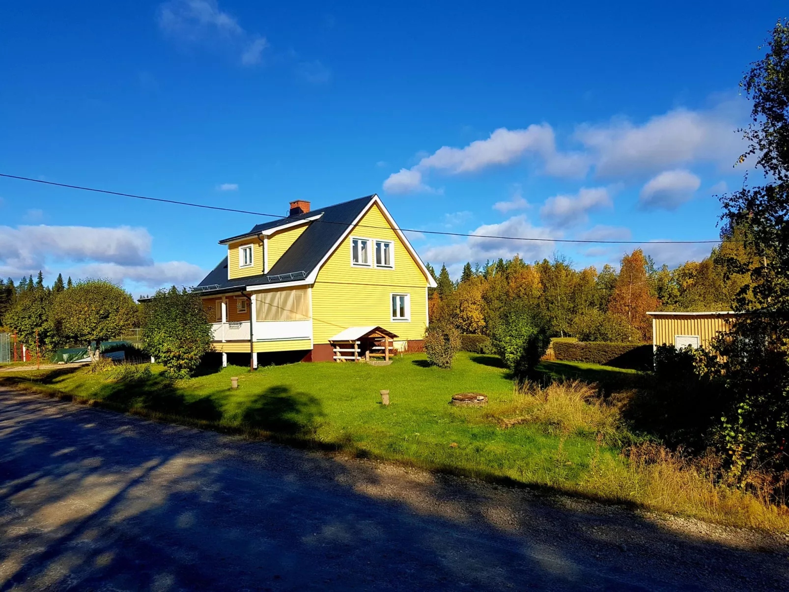 Gemütliches Ferienhaus in der Wildnis Lapplands-Buiten