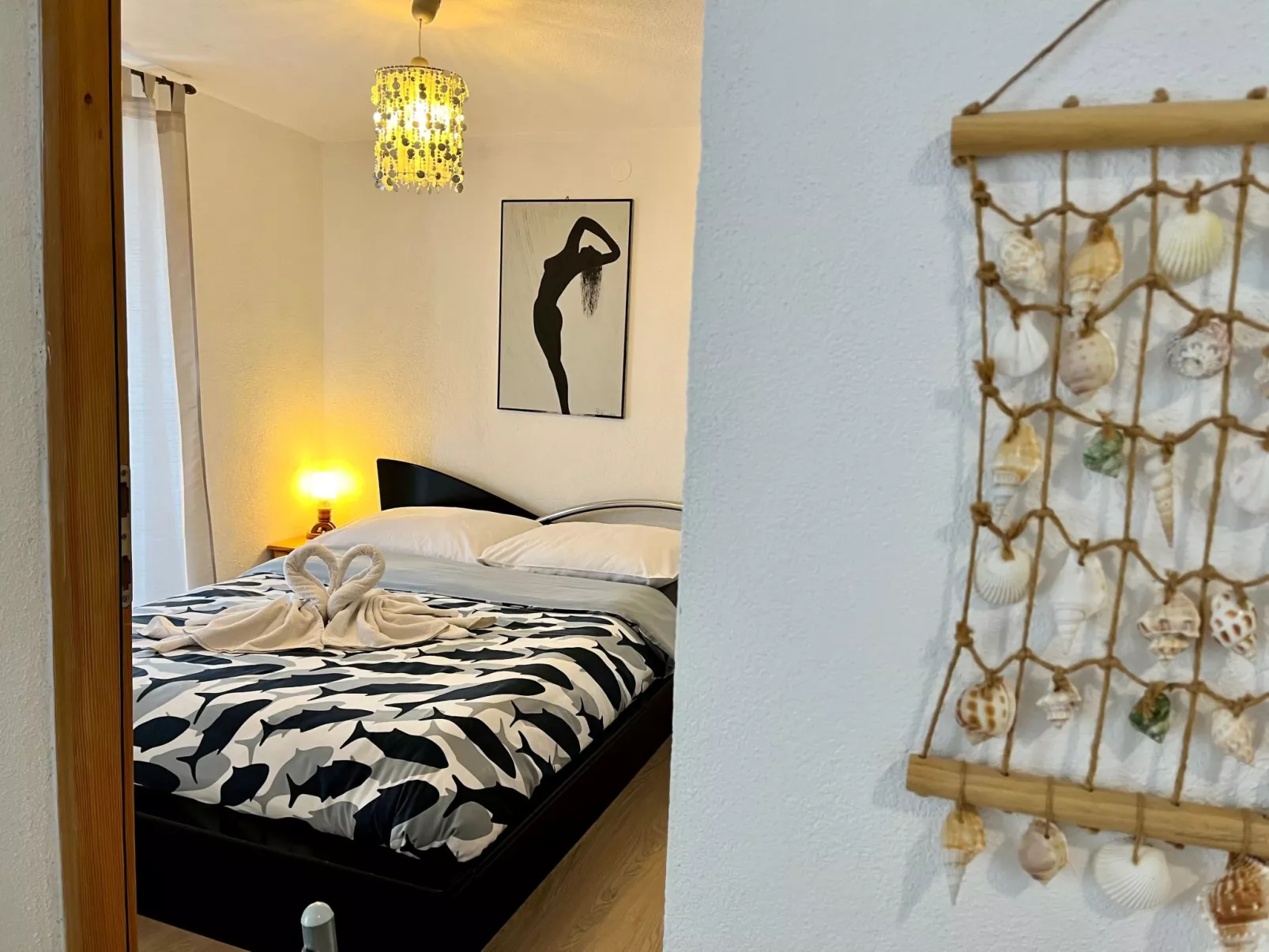 Stela in Karin Gornji-Binnen