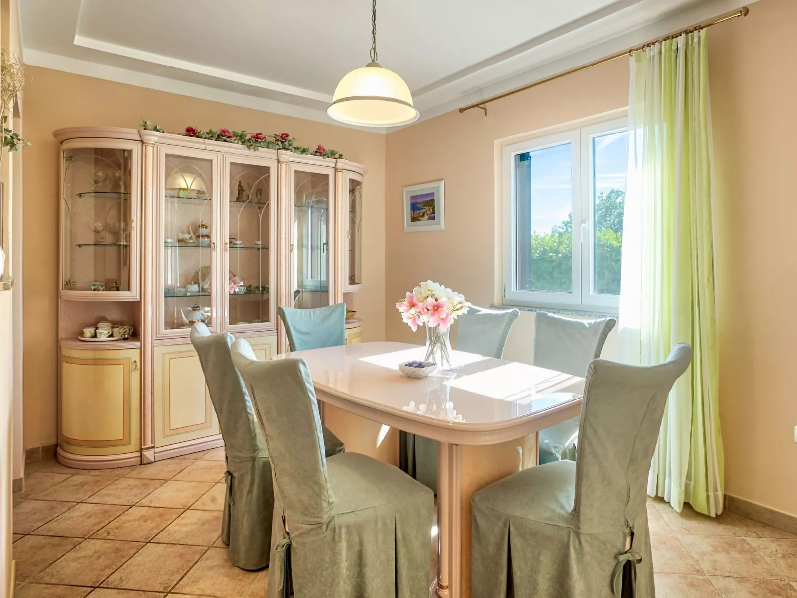 "Ines" mit Whirlpool-Binnen