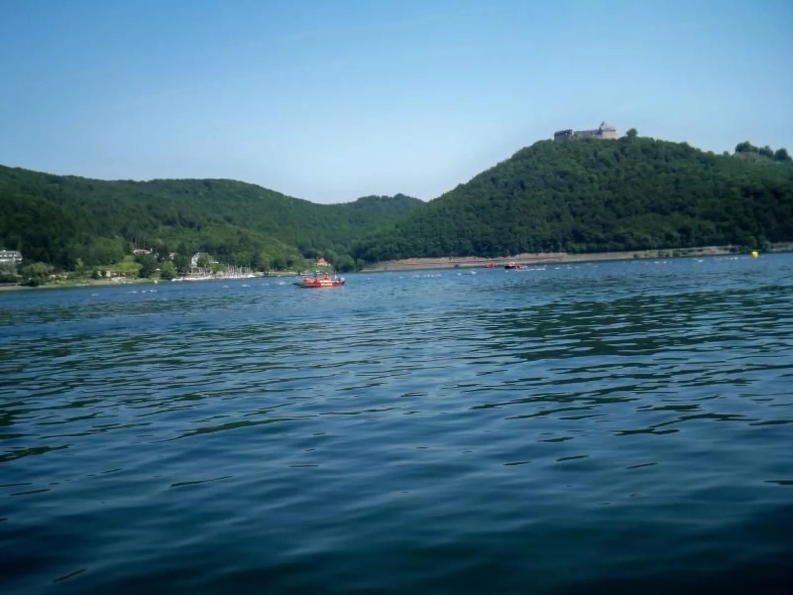 Ederseeblick in Bringhausen am Edersee-Image-tags.info