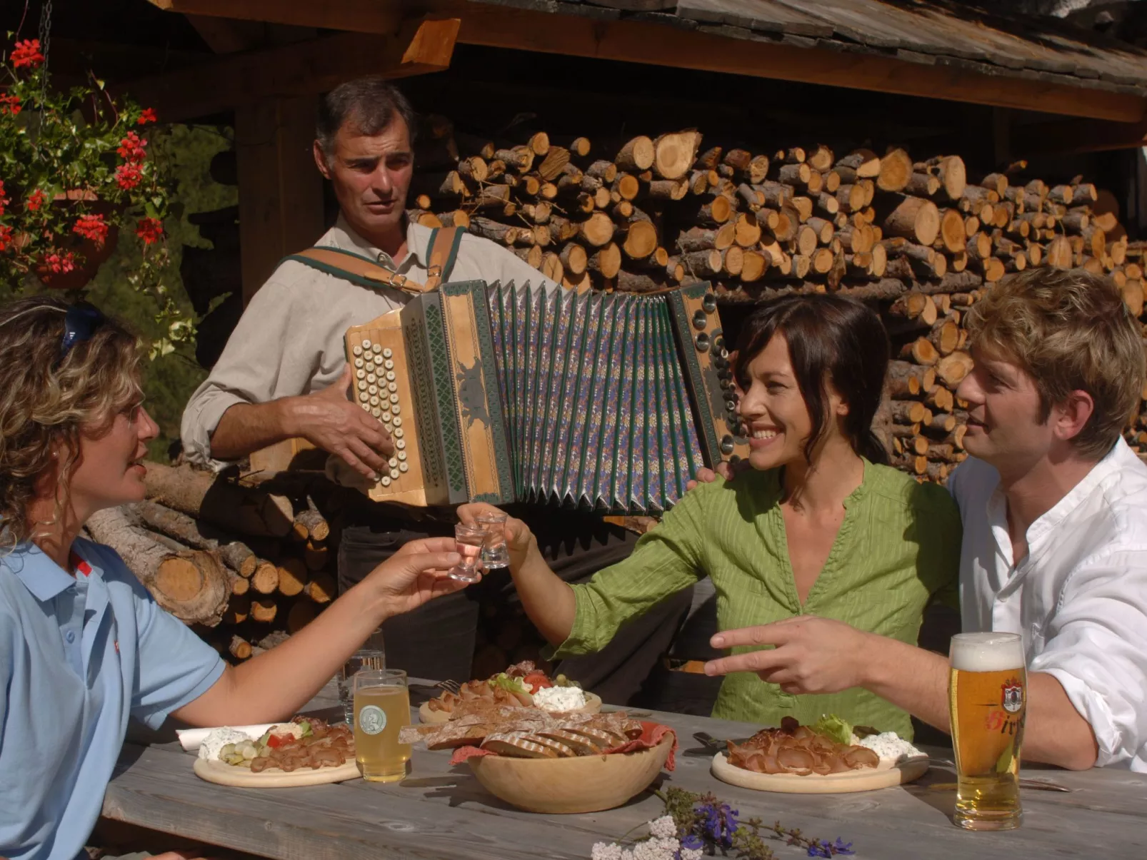 In Strassen mit Privatem Pool-Buiten