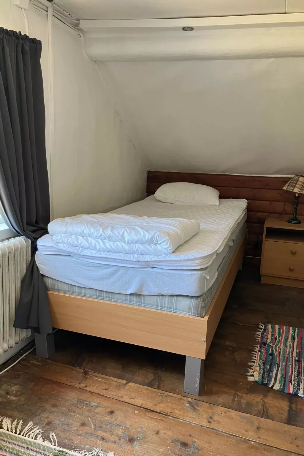 Charmantes Holzhaus mit eigenem Ruderboot-Binnen