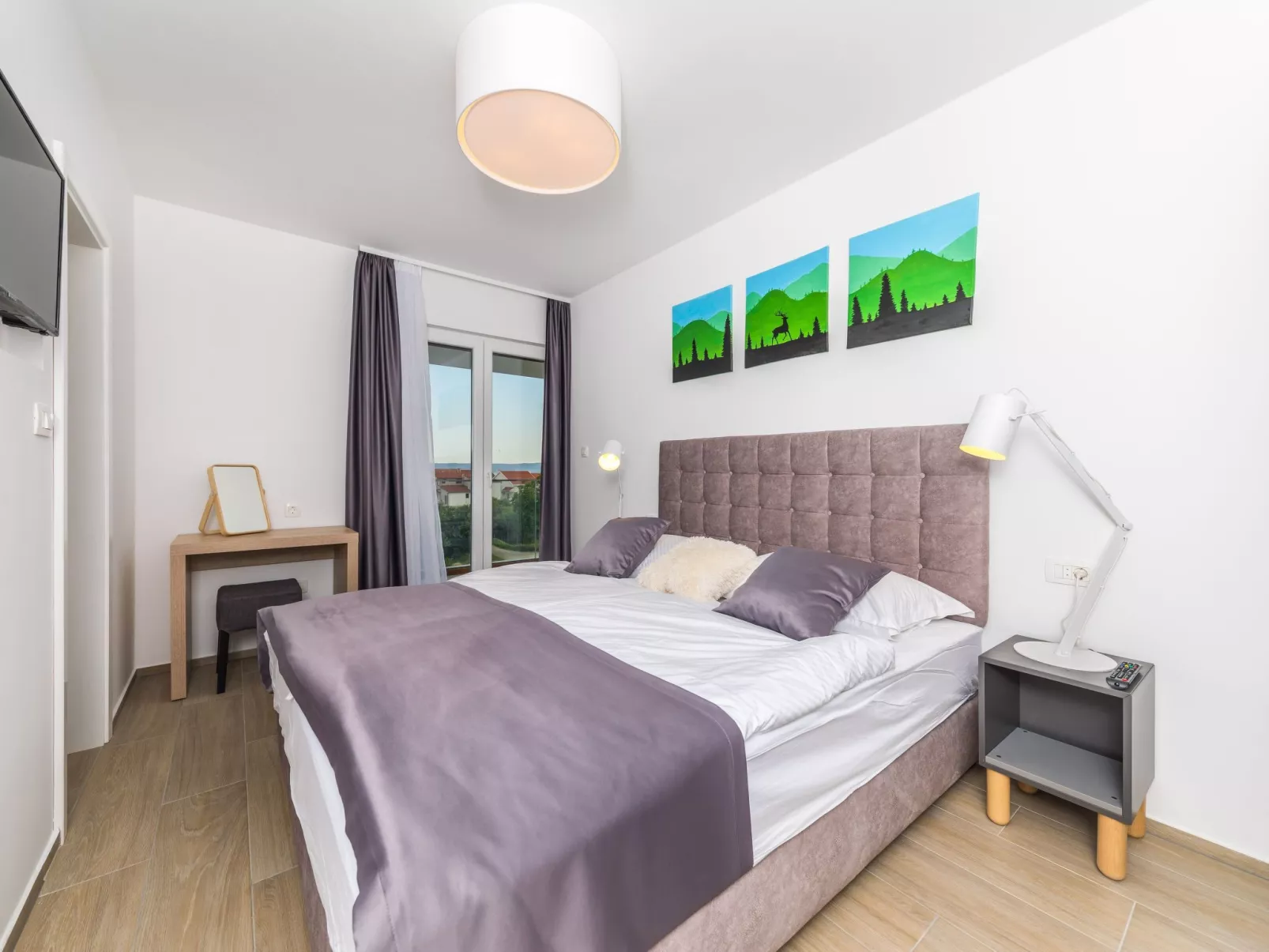 Modern eingerichtete Villa Ingrid mit beheiztem Pool - Binnen