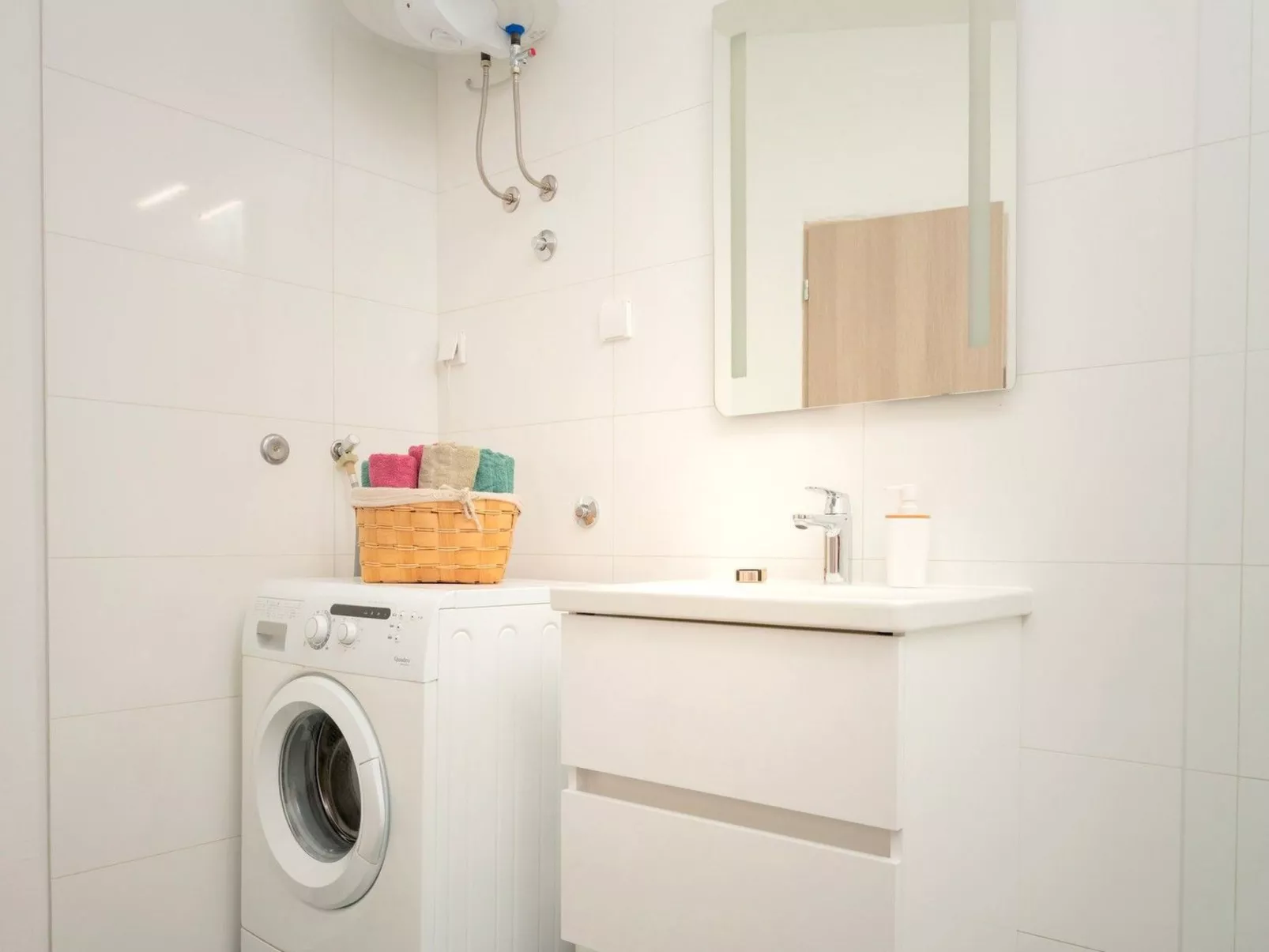 Villa "Sunshine" mit Garten, Grill und Terrasse-Binnen