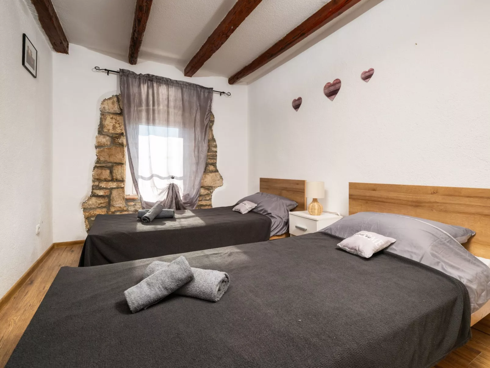 Typisch istrisches Ferienhaus mit Garten-Binnen