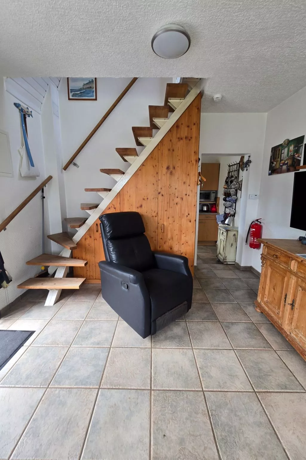 Behagliches Ferienhaus mit Garten und Terrasse-Binnen