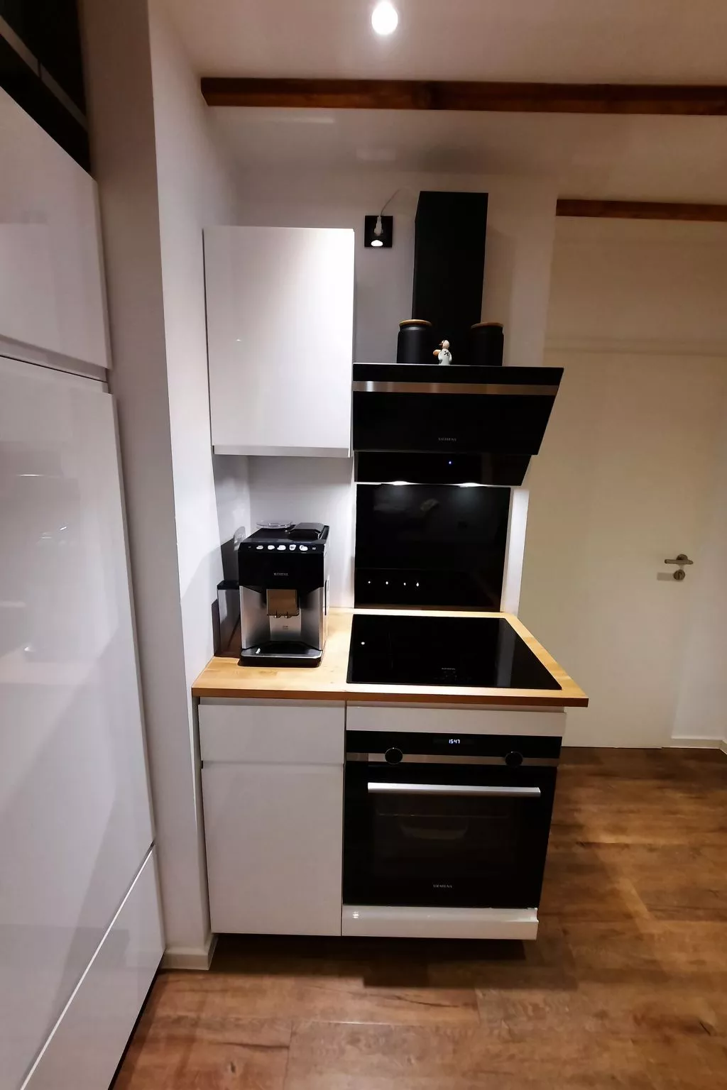 Lachmöwe by DeJu-Binnen