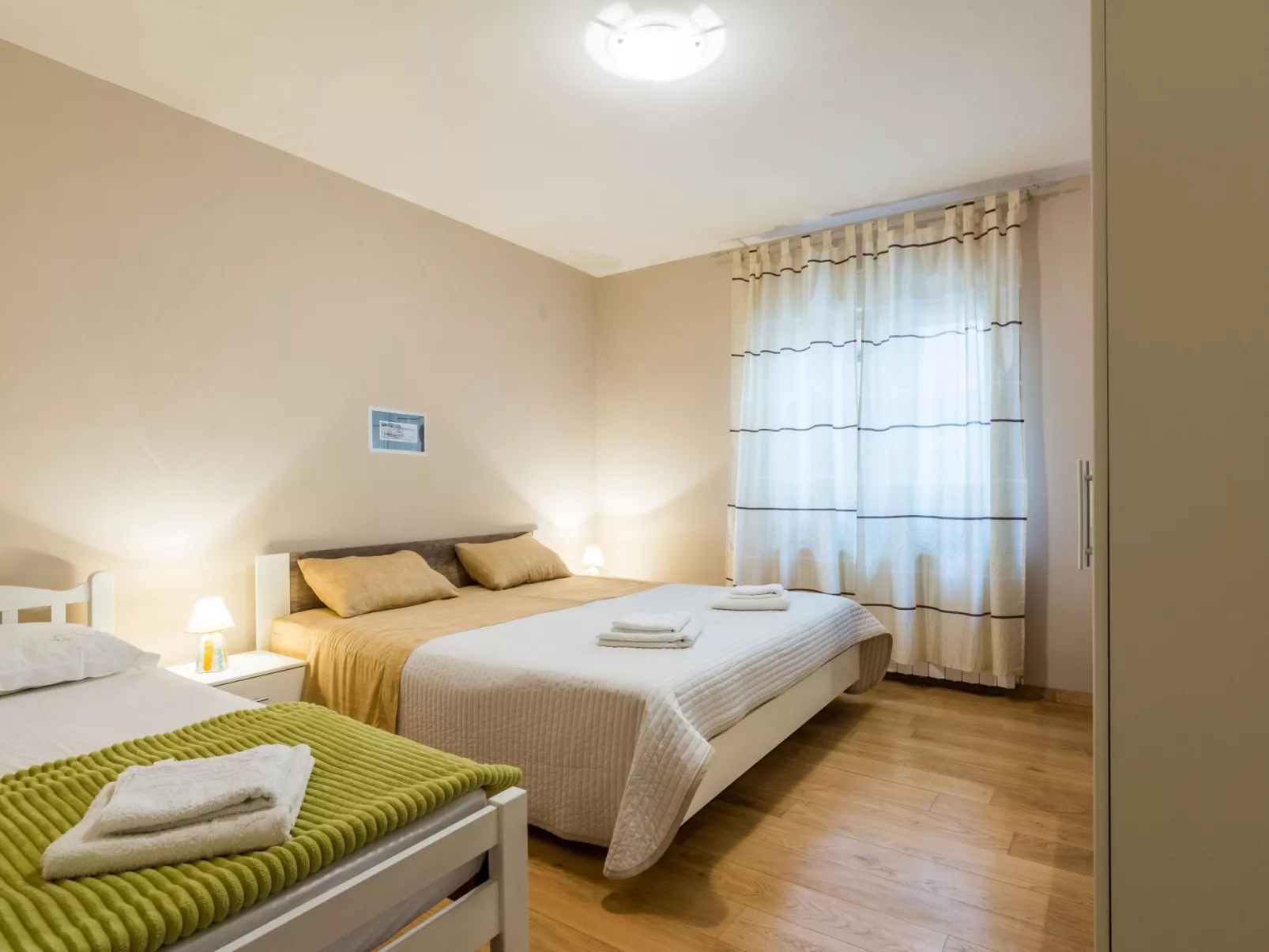 "Jeger" mit Terrasse-Binnen