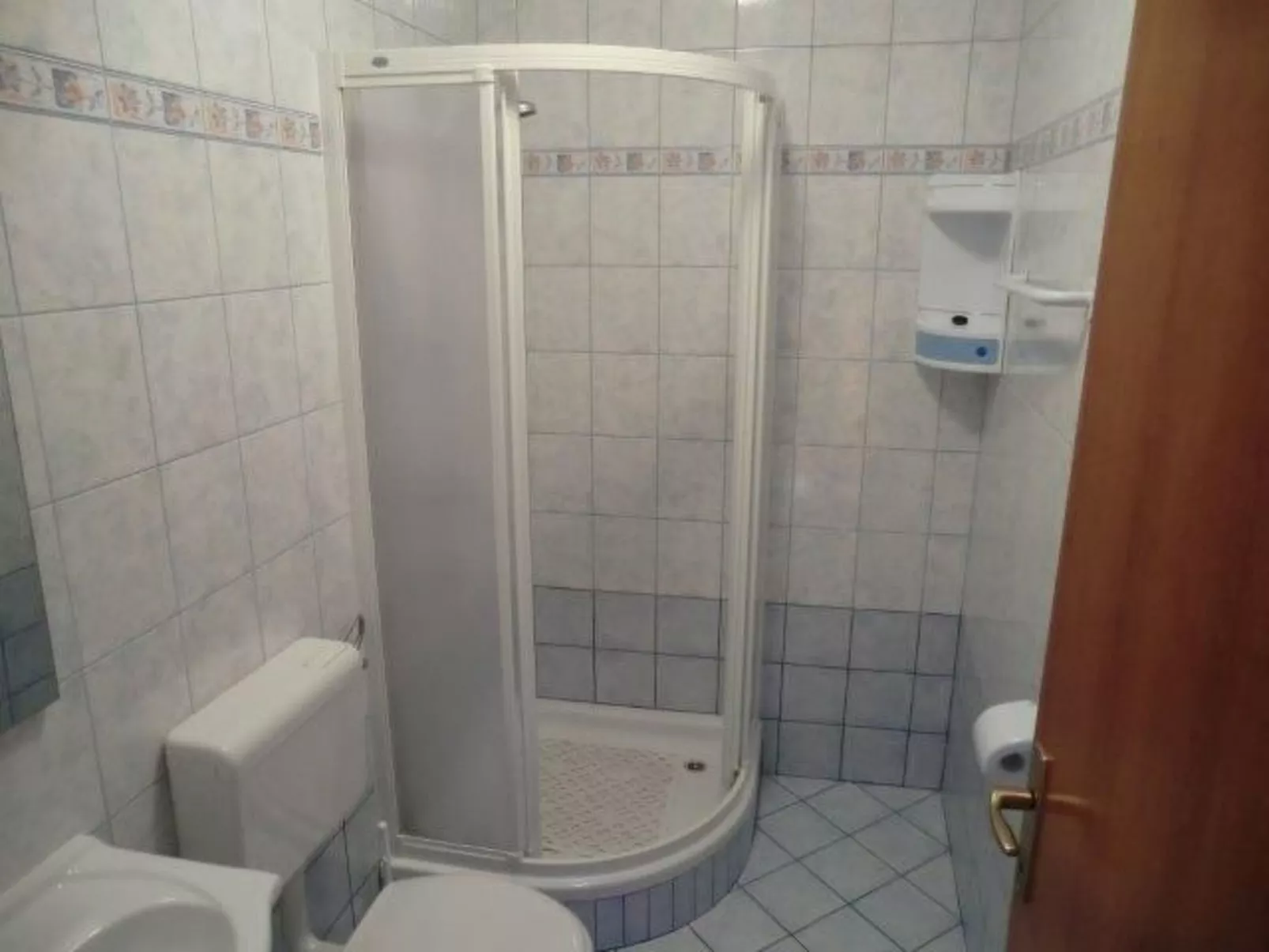 Große Wohnung in Mandre mit Grill und Terrasse-Binnen