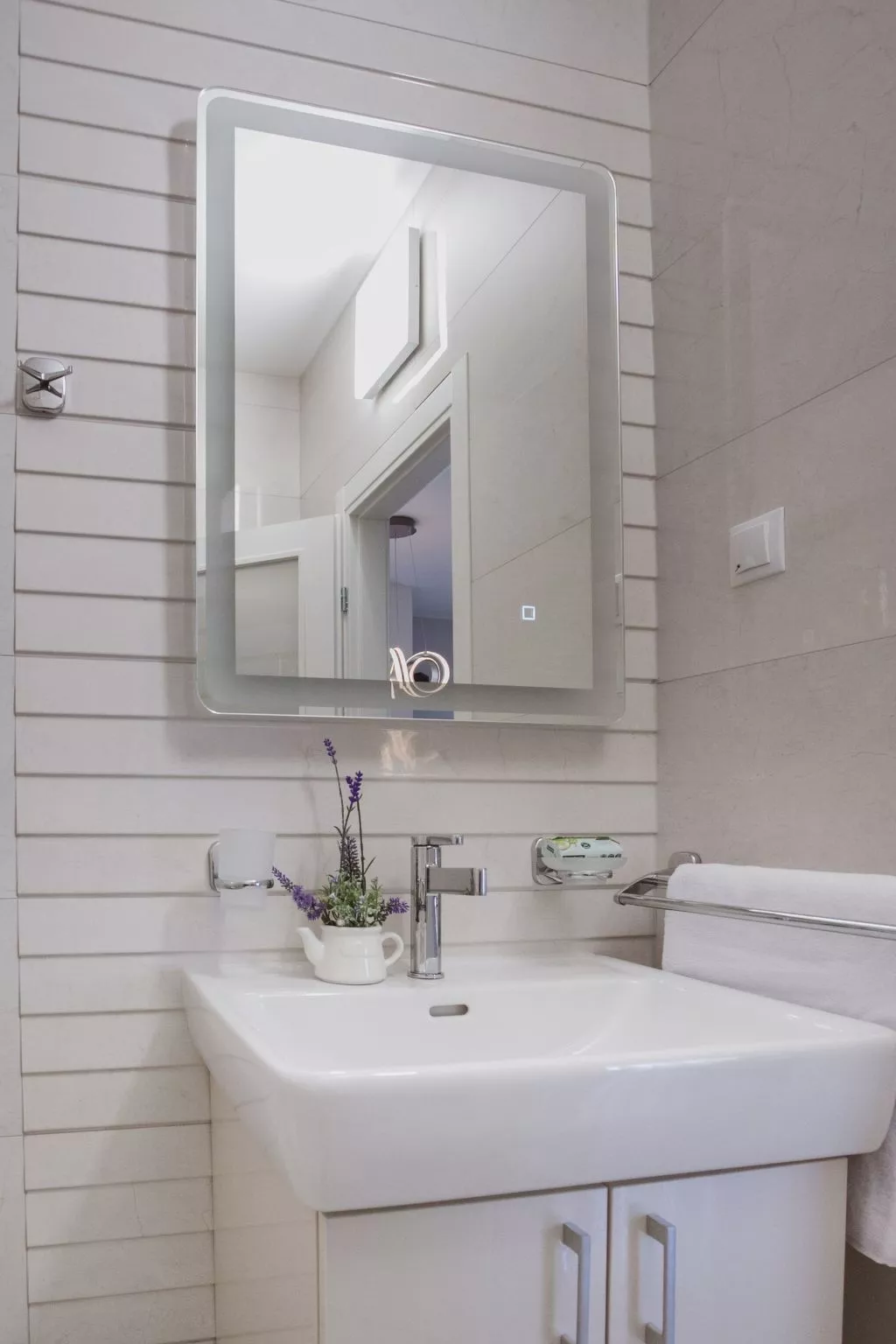 Luxuriöses Ferienhaus Lucija mit Jacuzzi-Binnen