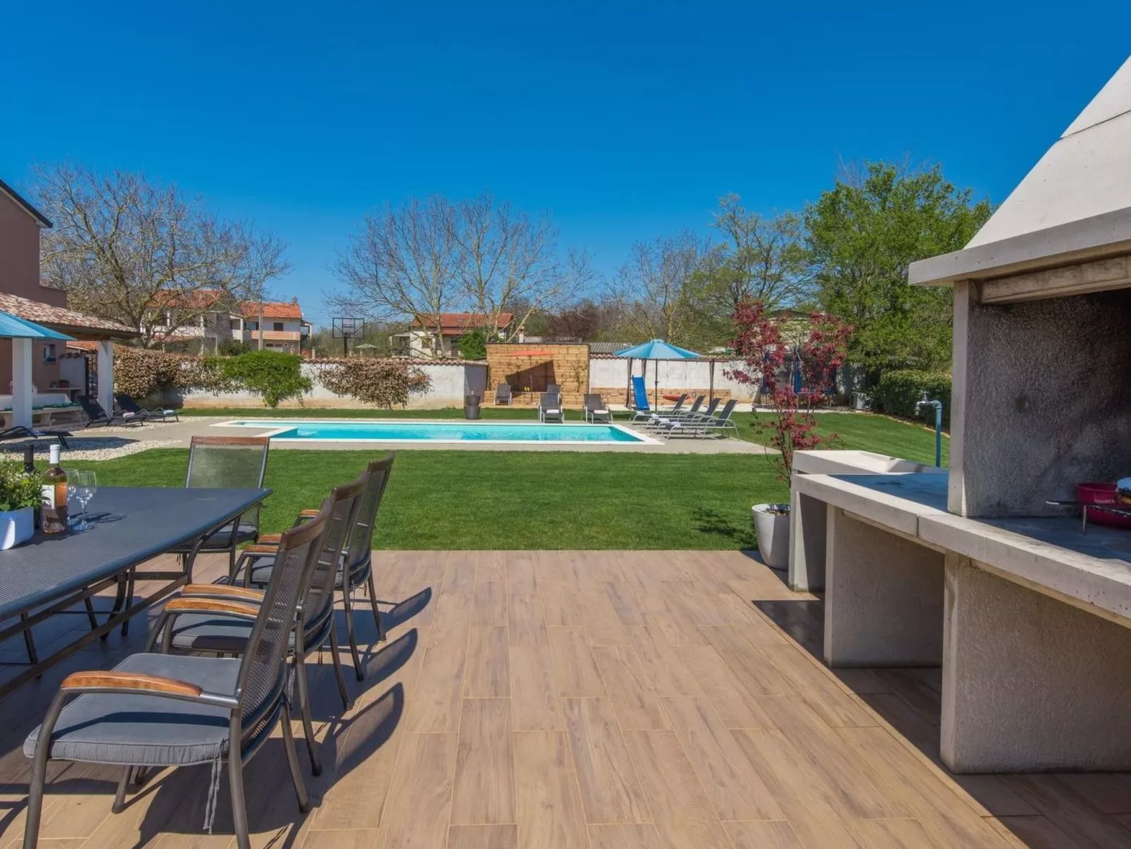 Ferienvilla "Villa Perhat" mit eigenem Pool-Buiten