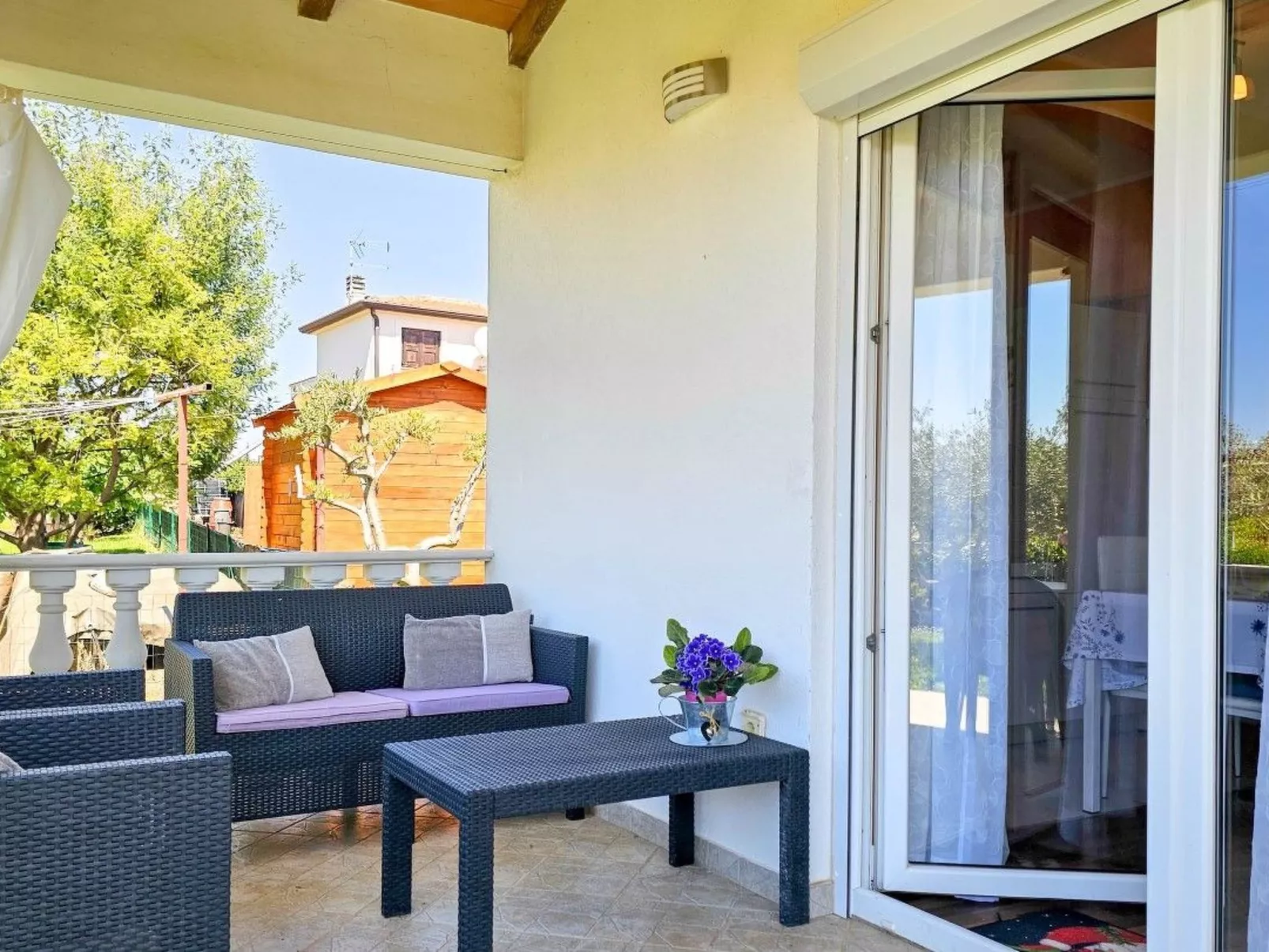 Wunderschönes Appartement in Bužinija mit Schöner Terrasse-Binnen