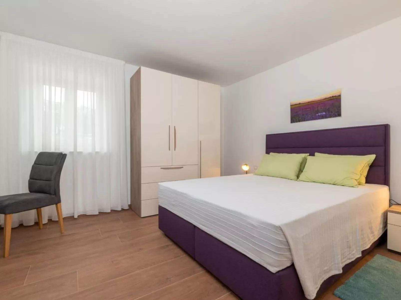 Villa Violette mit Pool nahe Stadtzentrum-Image-tags.info