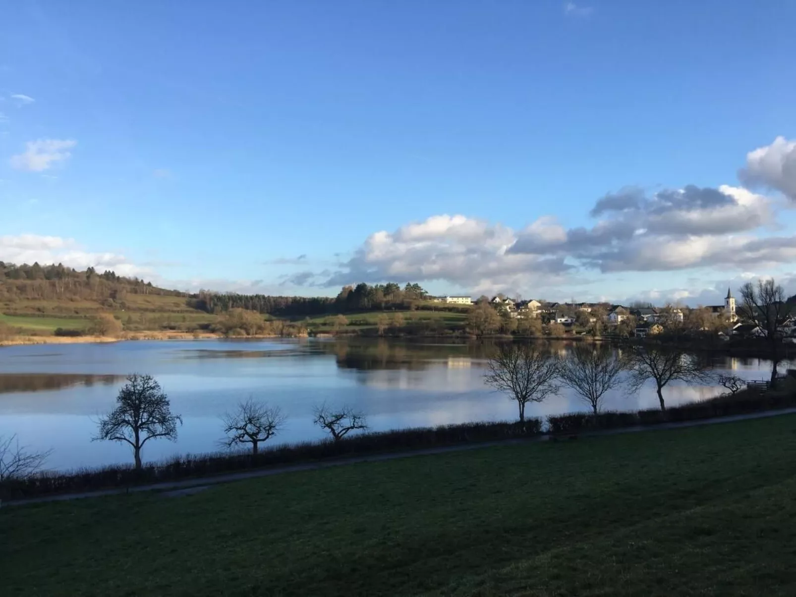 Helle Ferienwohnung in Mehren mit Eigenem Garten-Image-tags.info