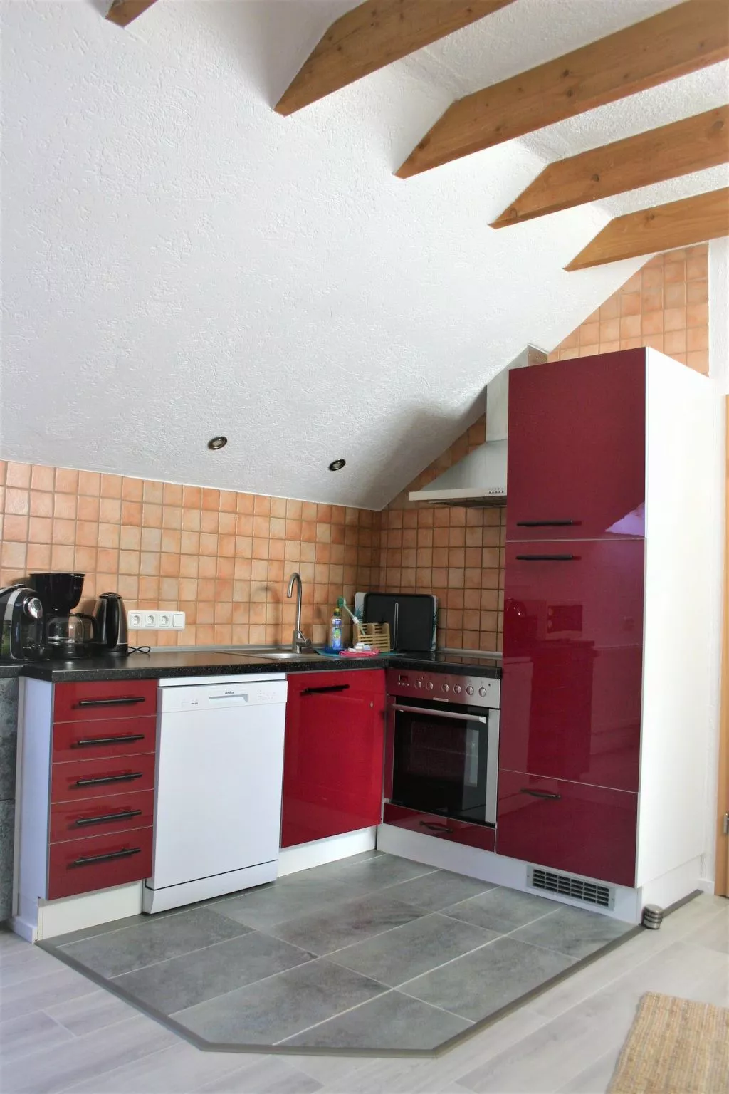 Helle Ferienwohnung in Mehren mit Eigenem Garten-Binnen