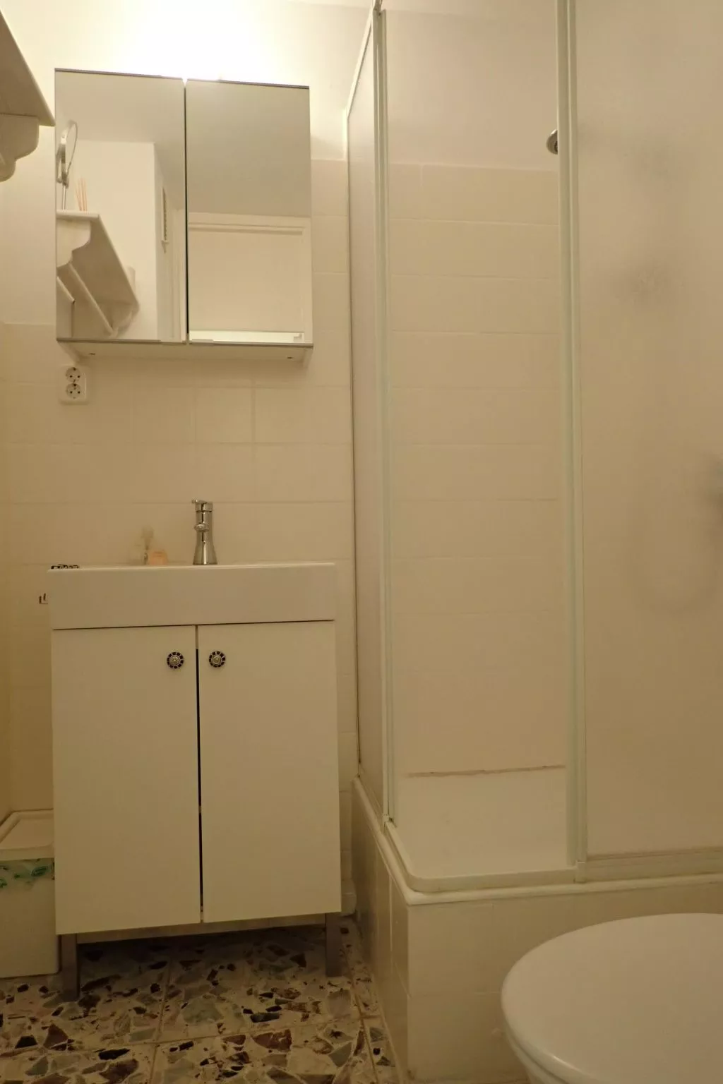 Strandnahes Studio mit kleiner Gartenterrasse-Image-tags.info