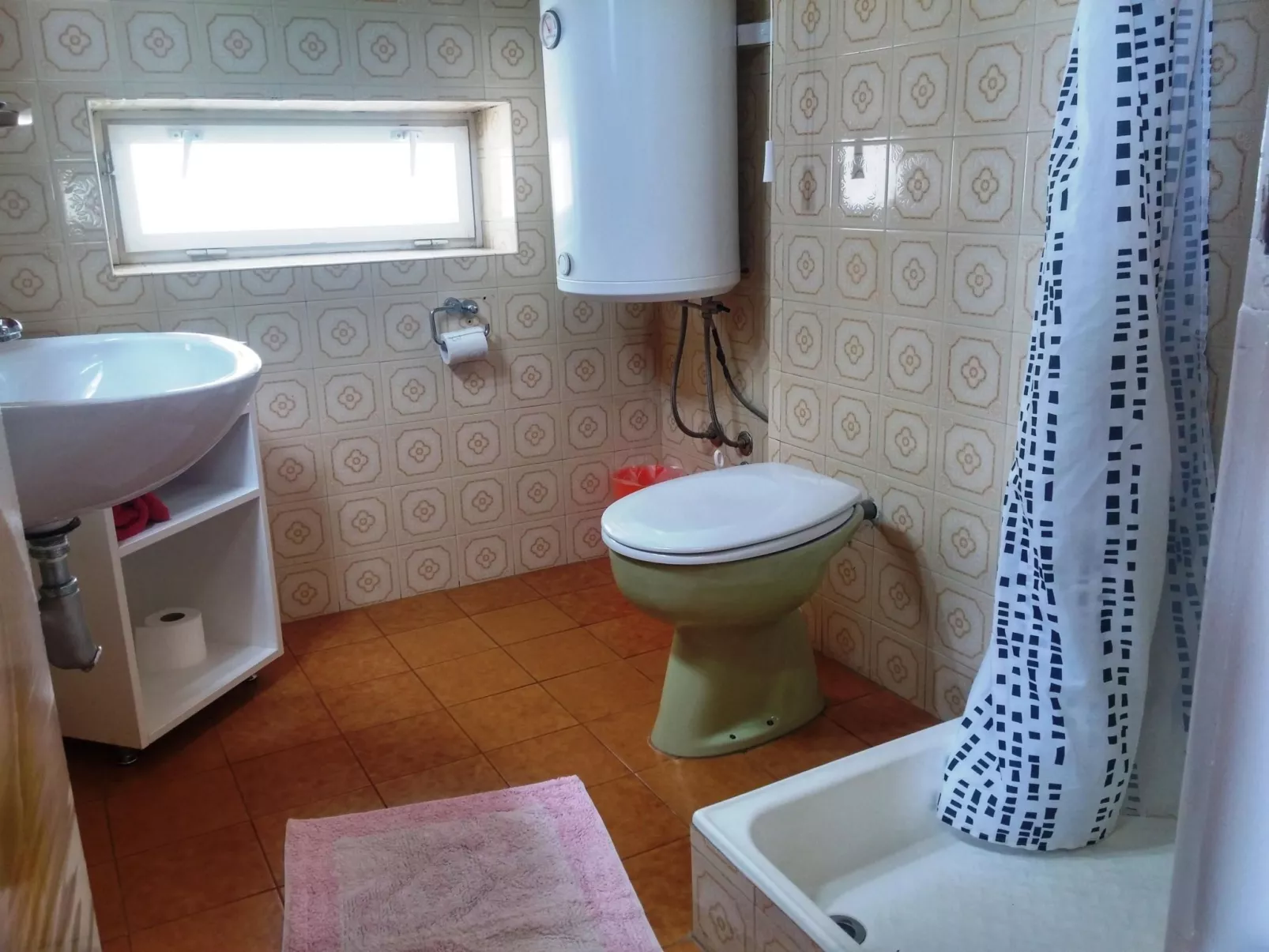 Mit Terrasse, in der Nähe des Strandes und des Zentrums, über den Dächern von D-Binnen