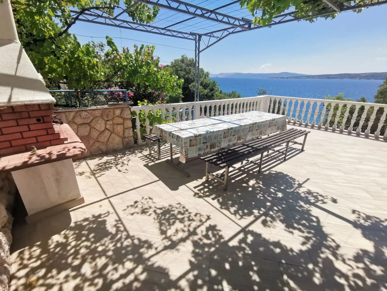 Studio-Appartement 70m vom Strand entfernt - Buiten