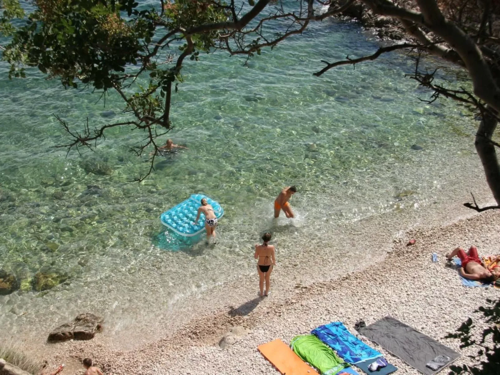 Wohnung für 8 Personen, 150m vom Strand entfernt-Buiten