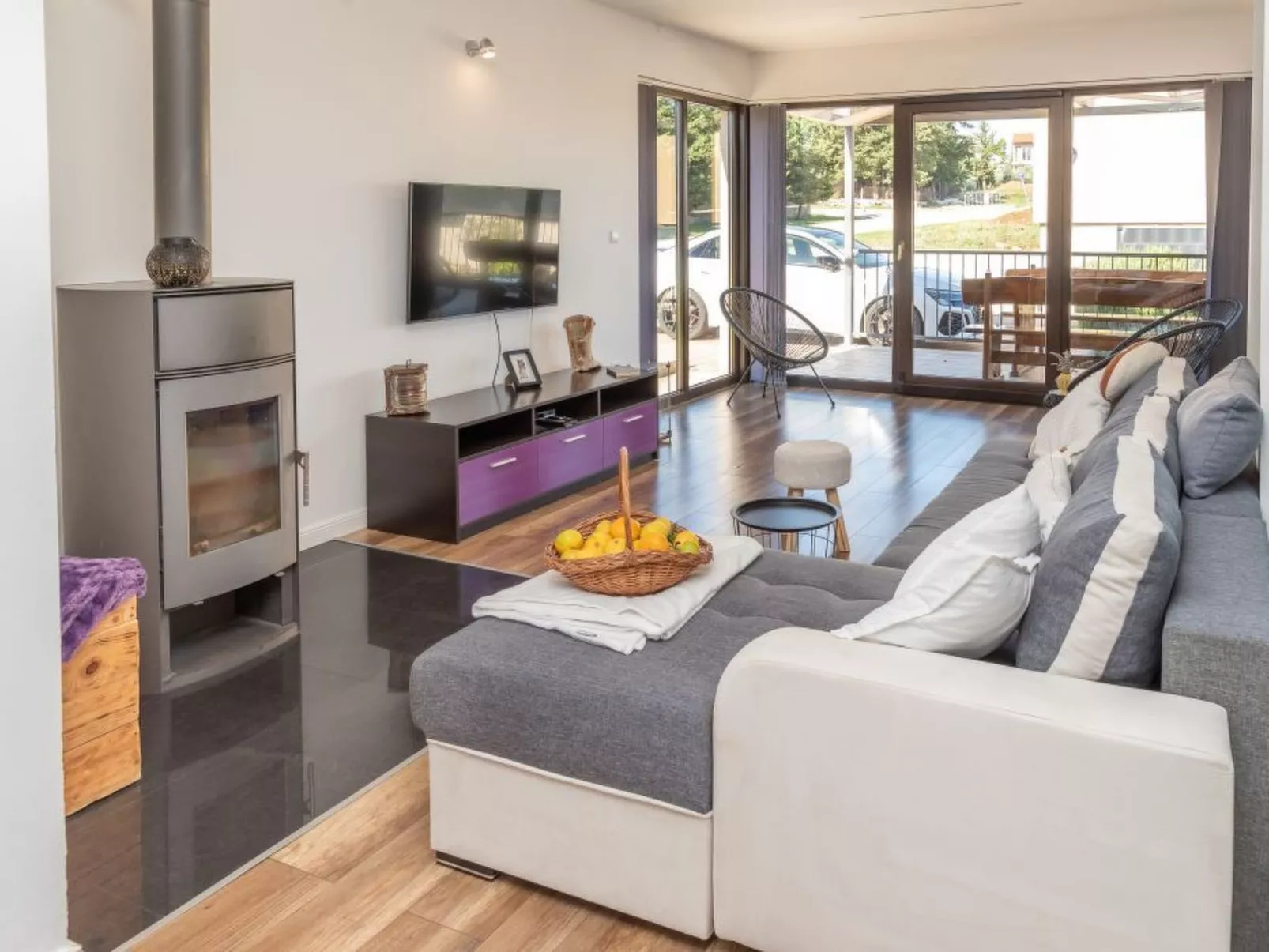 Villa Maslina mit privatem Pool in ruhiger Lage-Binnen