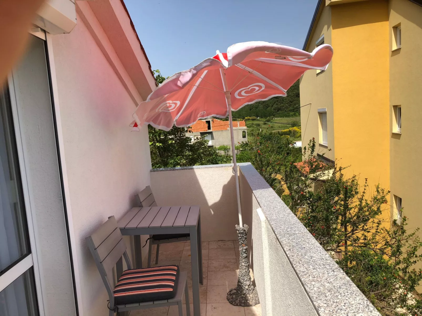 The Blue Line Ferienwohnung mit Balkon-Binnen