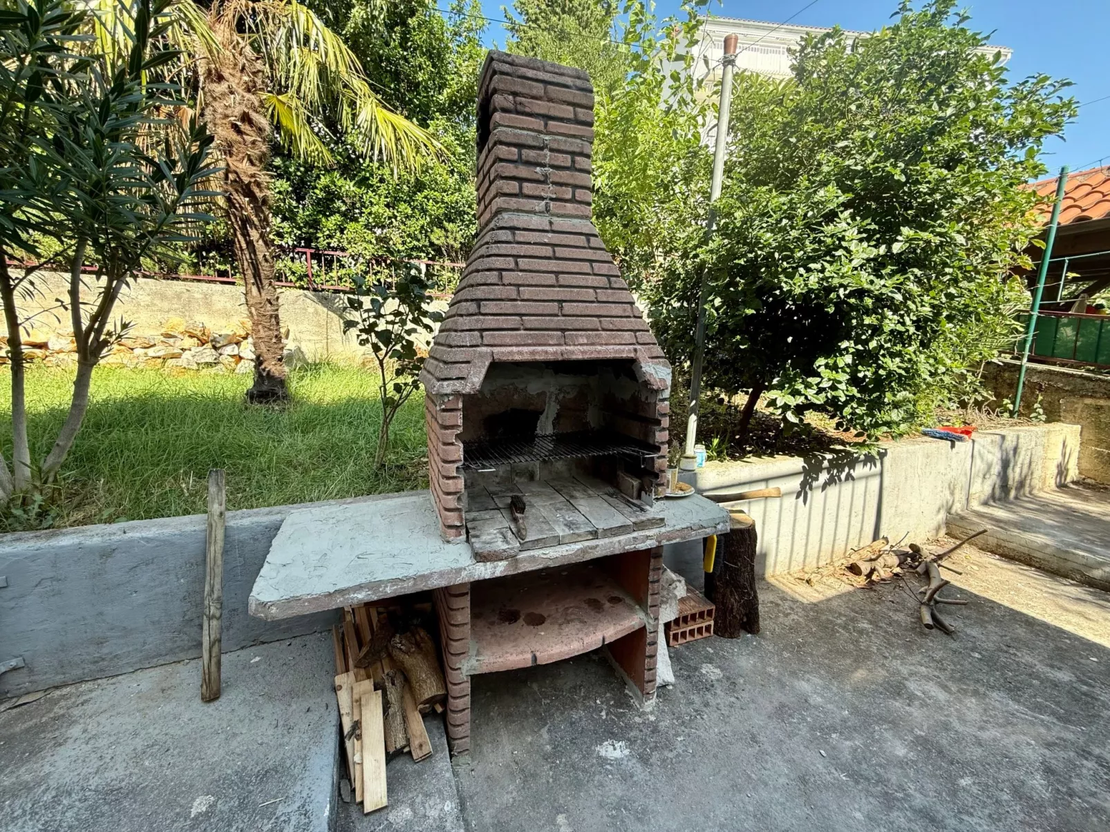 Apartment Višnja-Buiten