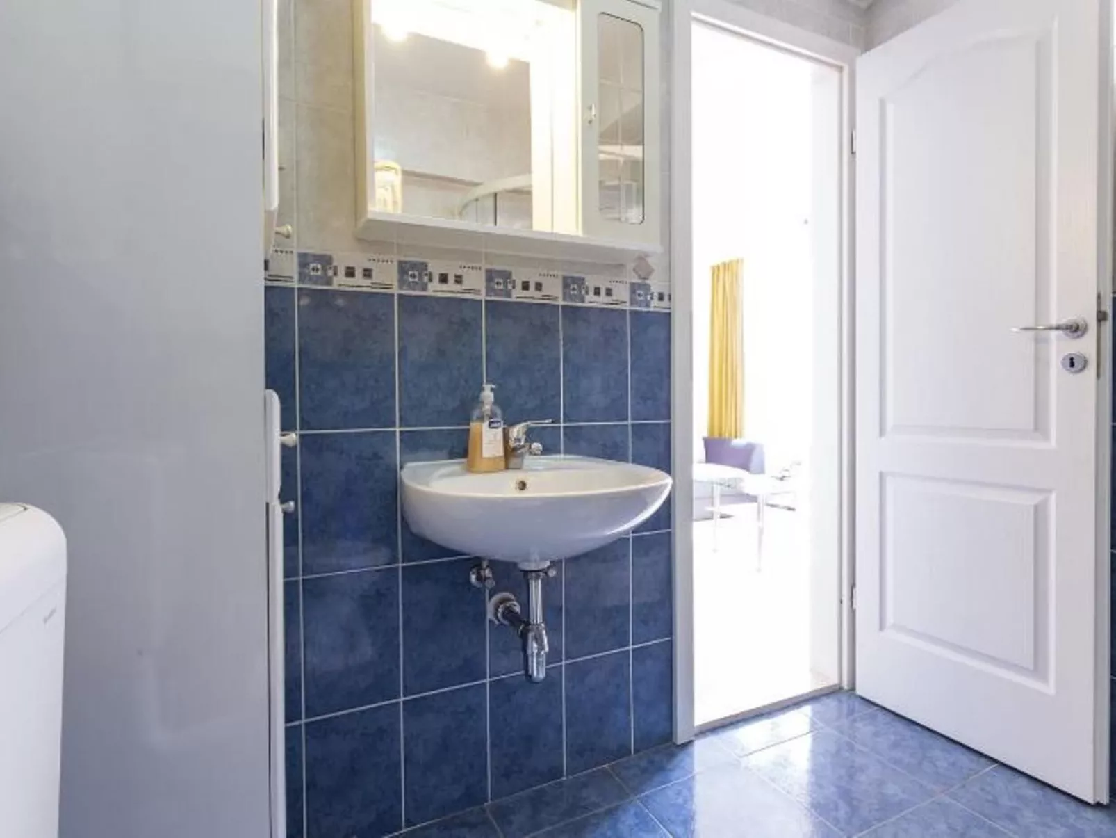 Charmantes Studio mit Meerblick-Image-tags.info