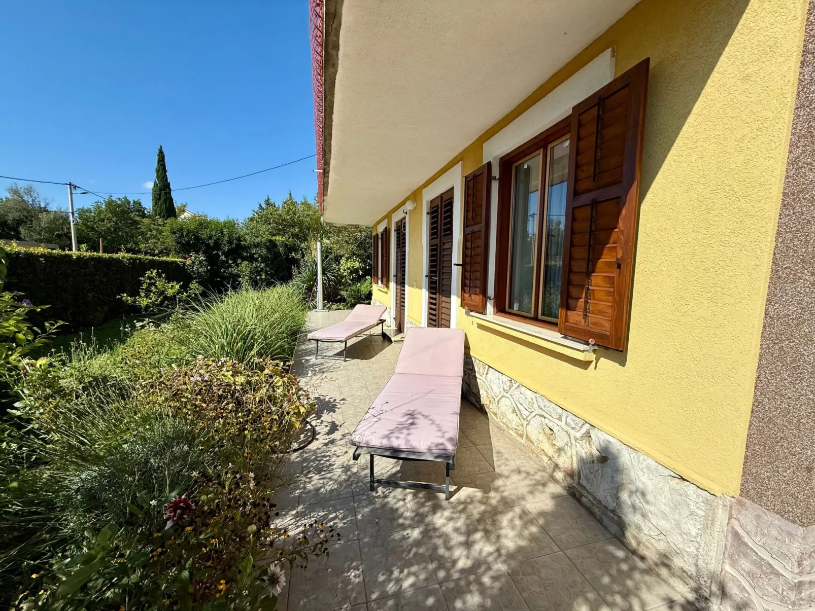 Apartment Ruža 1-Buiten