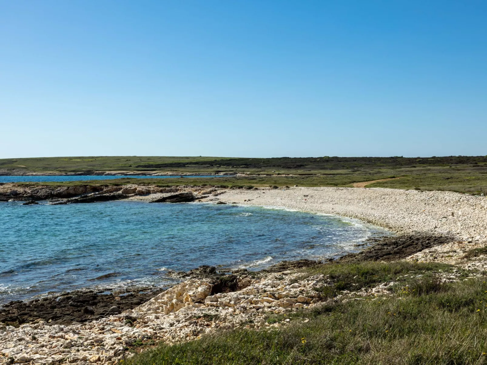 Ferienhaus, privater Pool, Dorf Šišan-Buiten