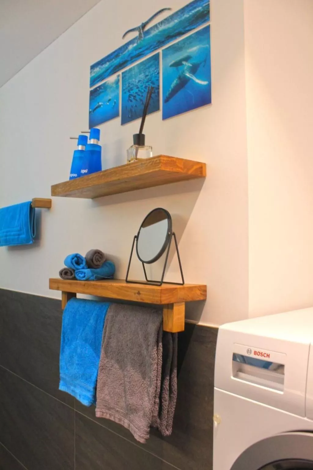 Moderne, komfortable Dachwohnung mit Bergsicht-Binnen