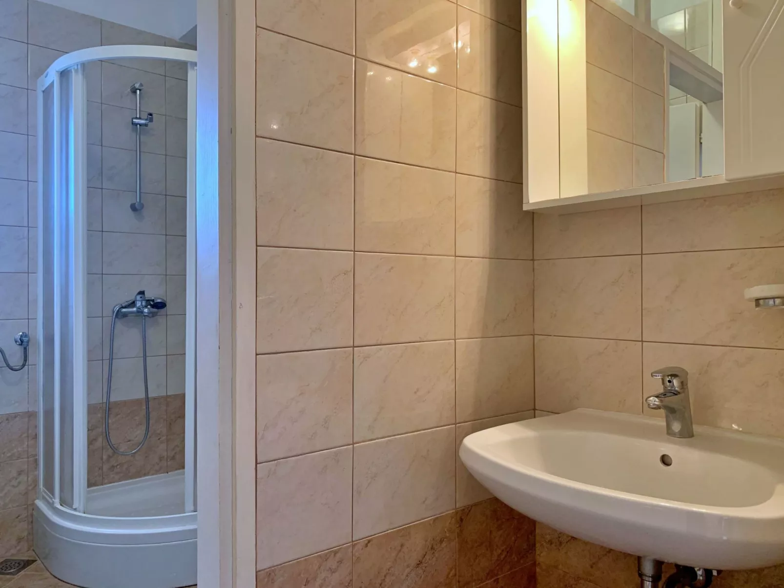 Apartment Nevenka-Binnen