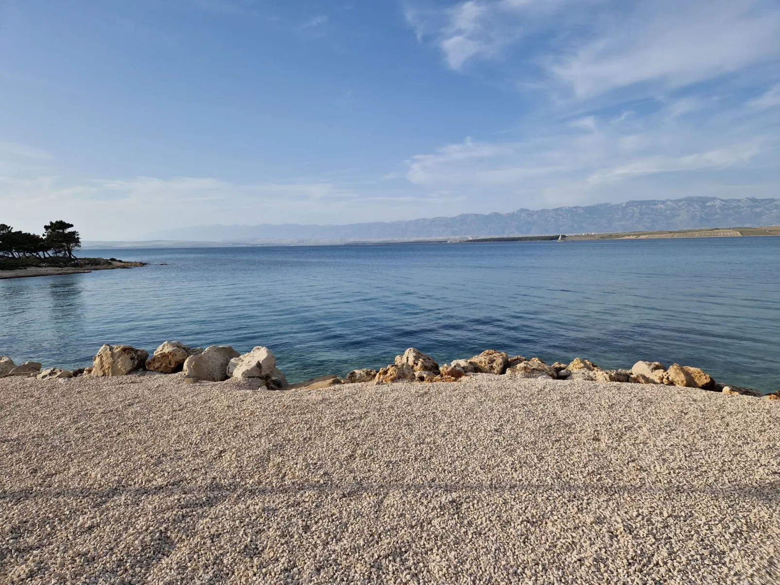 Ema erste Etage mit offener Terrasse-Buiten