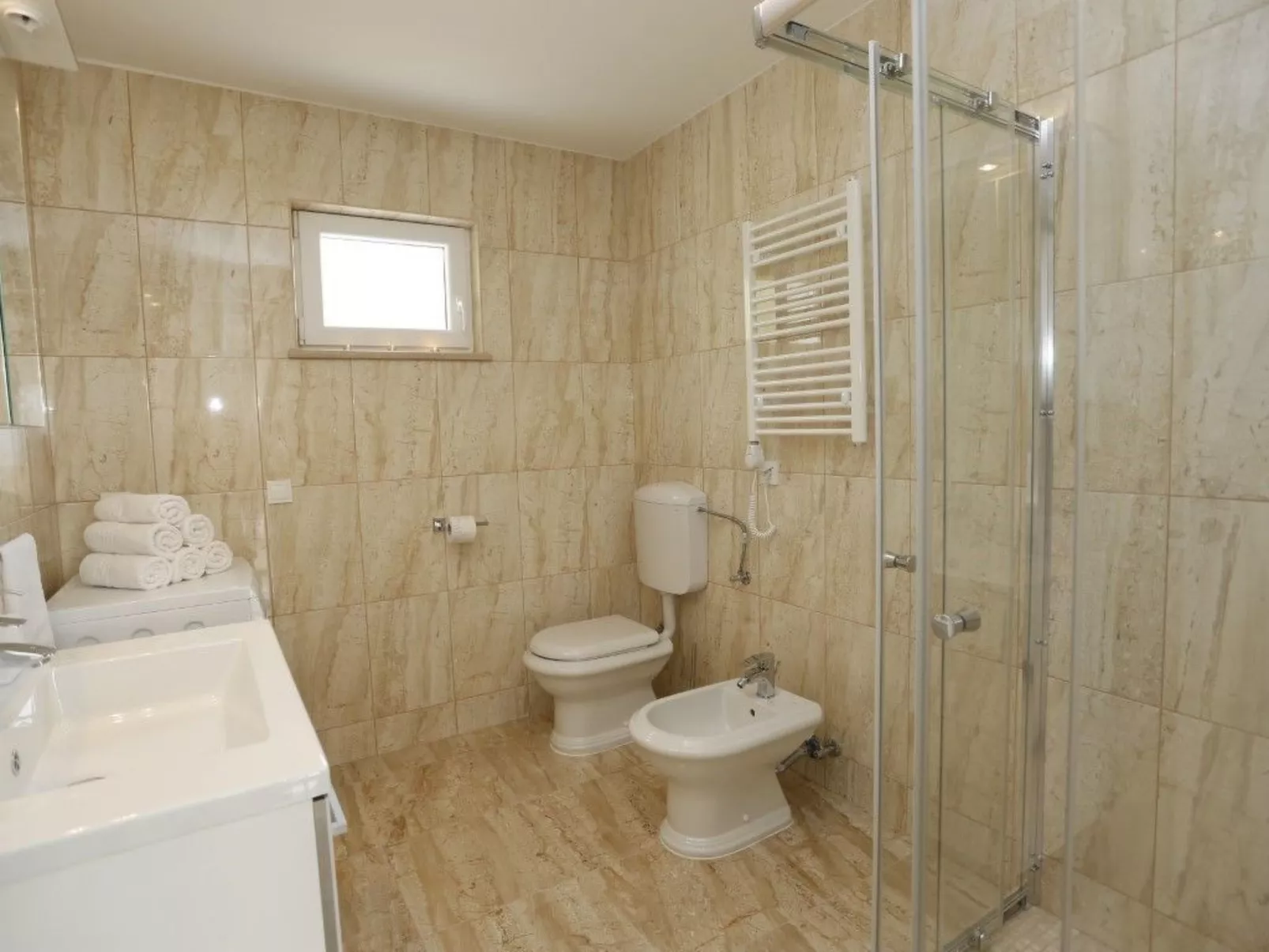 Villa Mis, Haus in Supetar mit privatem Pool-Image-tags.info