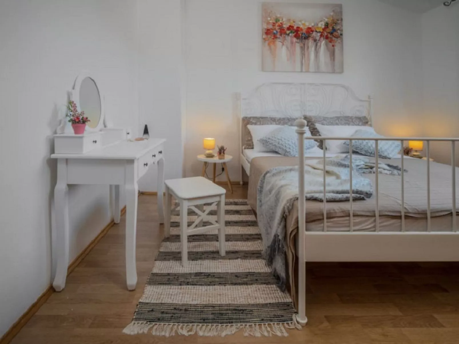 Chiara in Rogivici-Image-tags.info