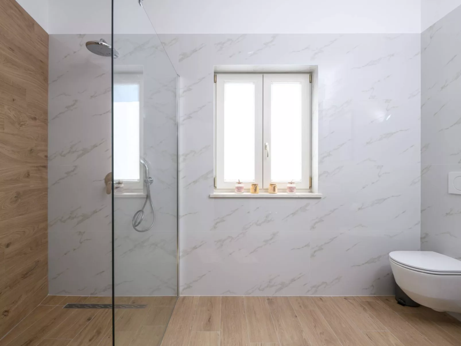 Villa Grande, klimatisiert und mit Pool in Jursici-Binnen