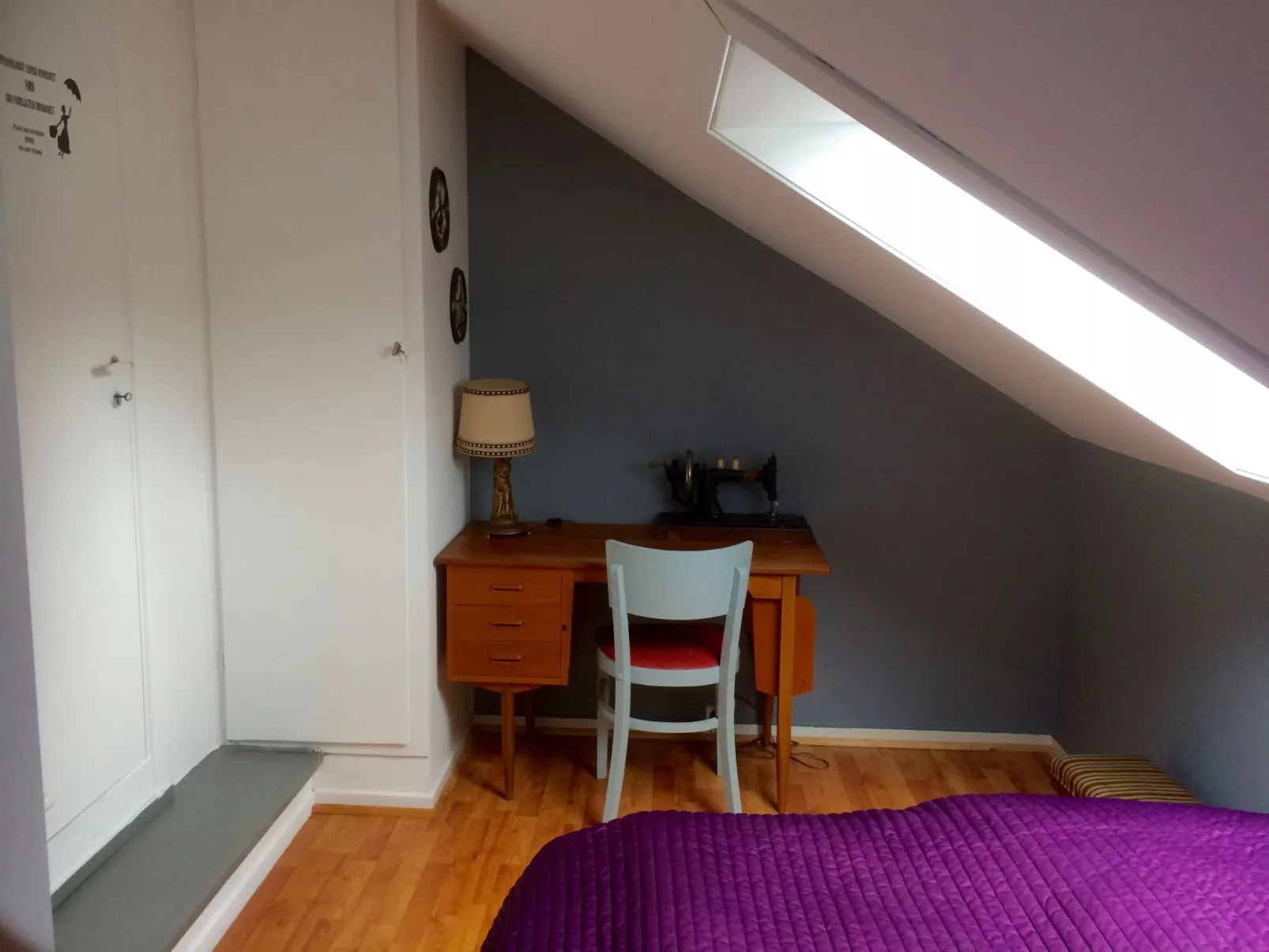 Mit Blick auf das Wasser-Binnen