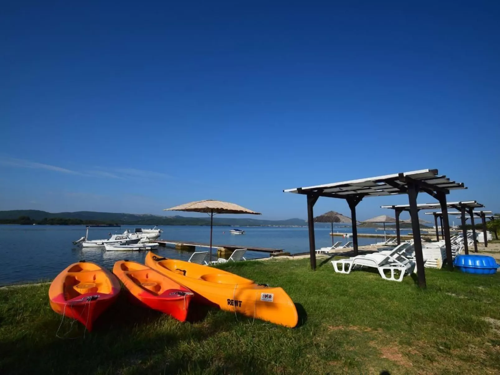 In Turanj mit Grill-Buiten