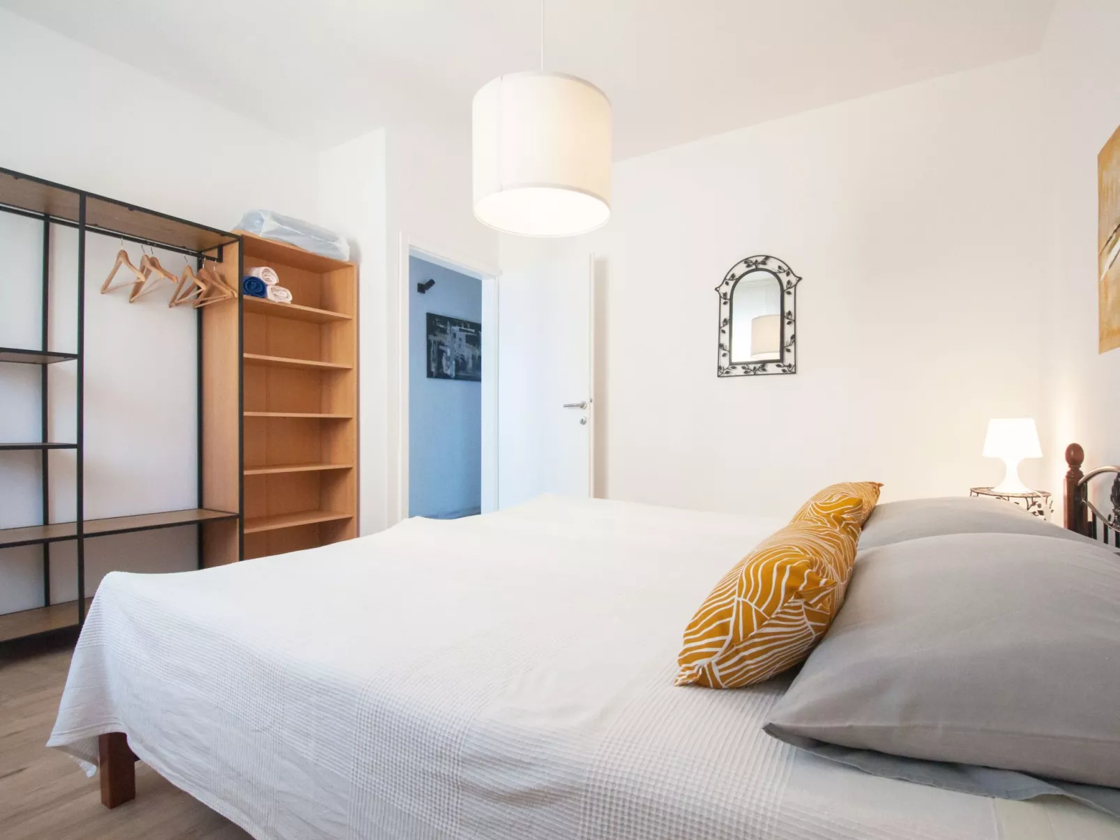 Wohnung Violett für 6 Personen-Binnen