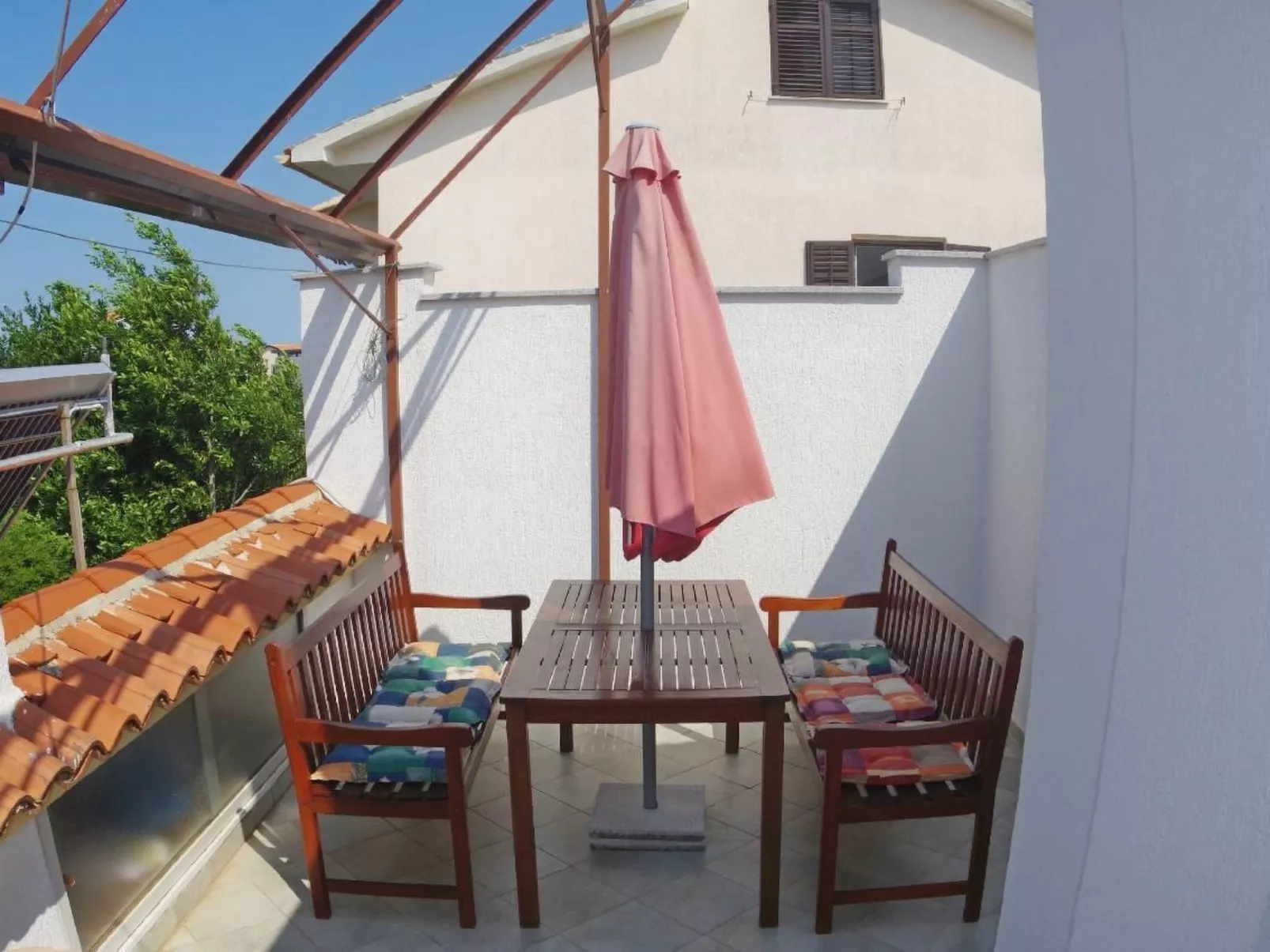 Mit privatem Pool in Vinkuran-Buiten