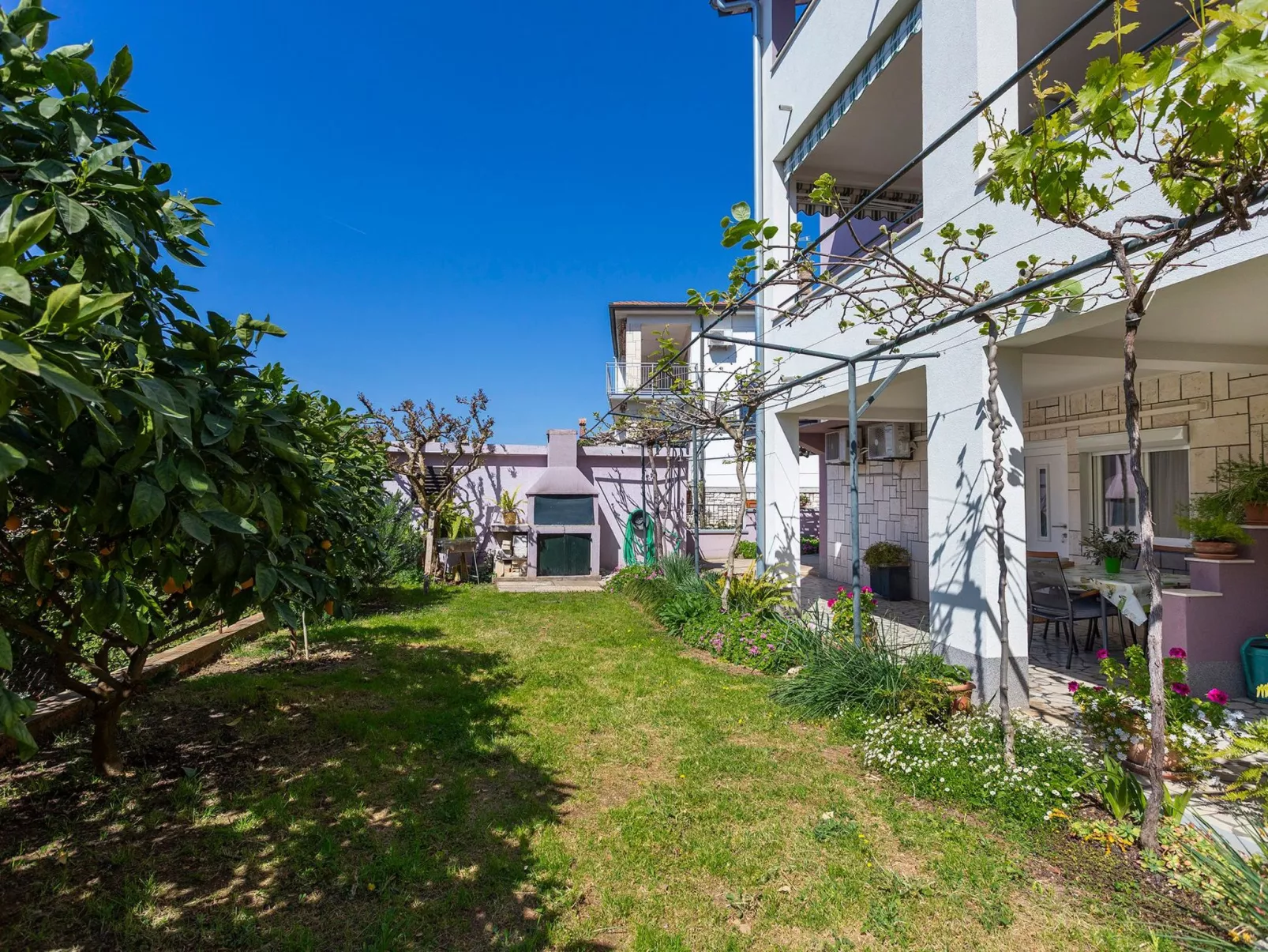 "Appartement Perka No.1"-Buiten