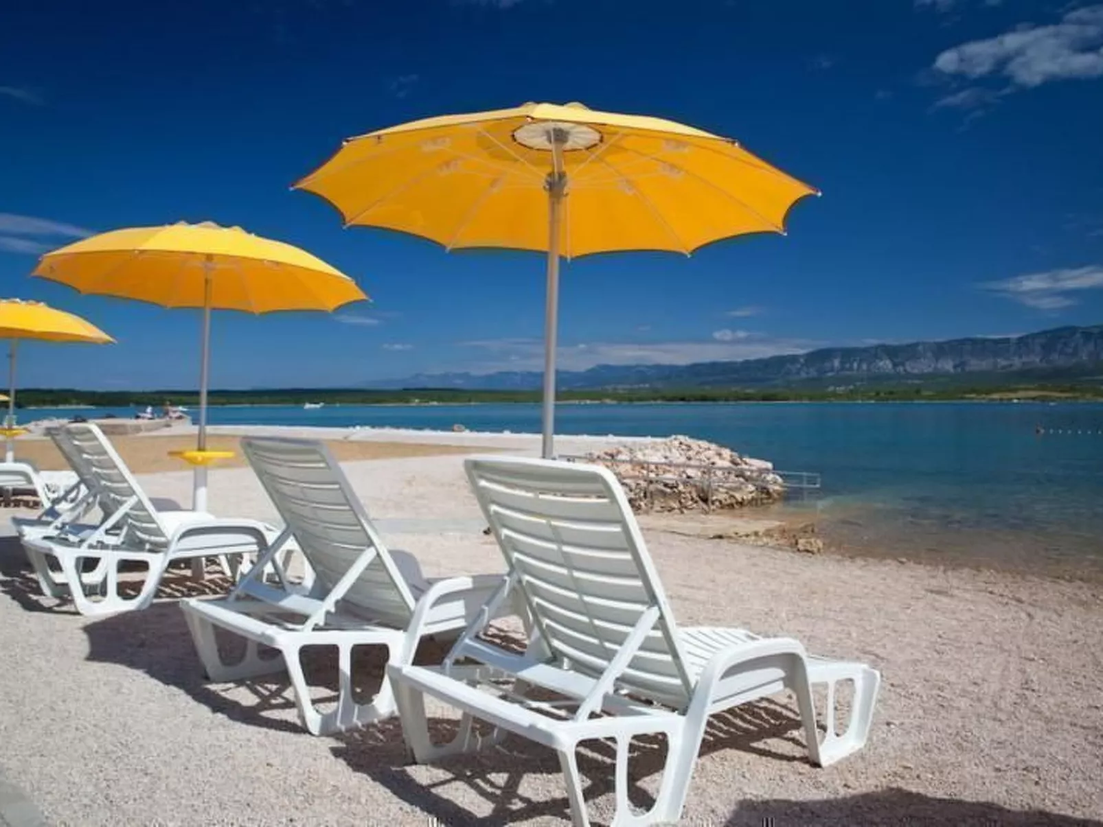 Moderne Wohnung im Erdgeschoss-Image-tags.info