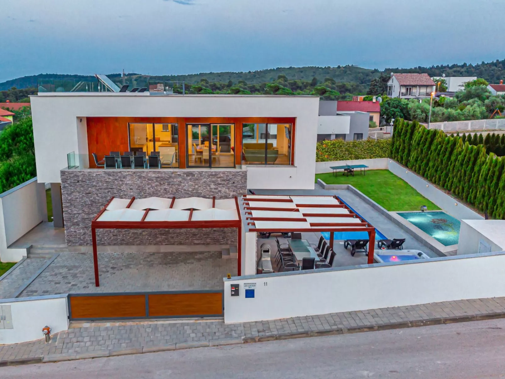 Leon's Holiday Homes-Binnen