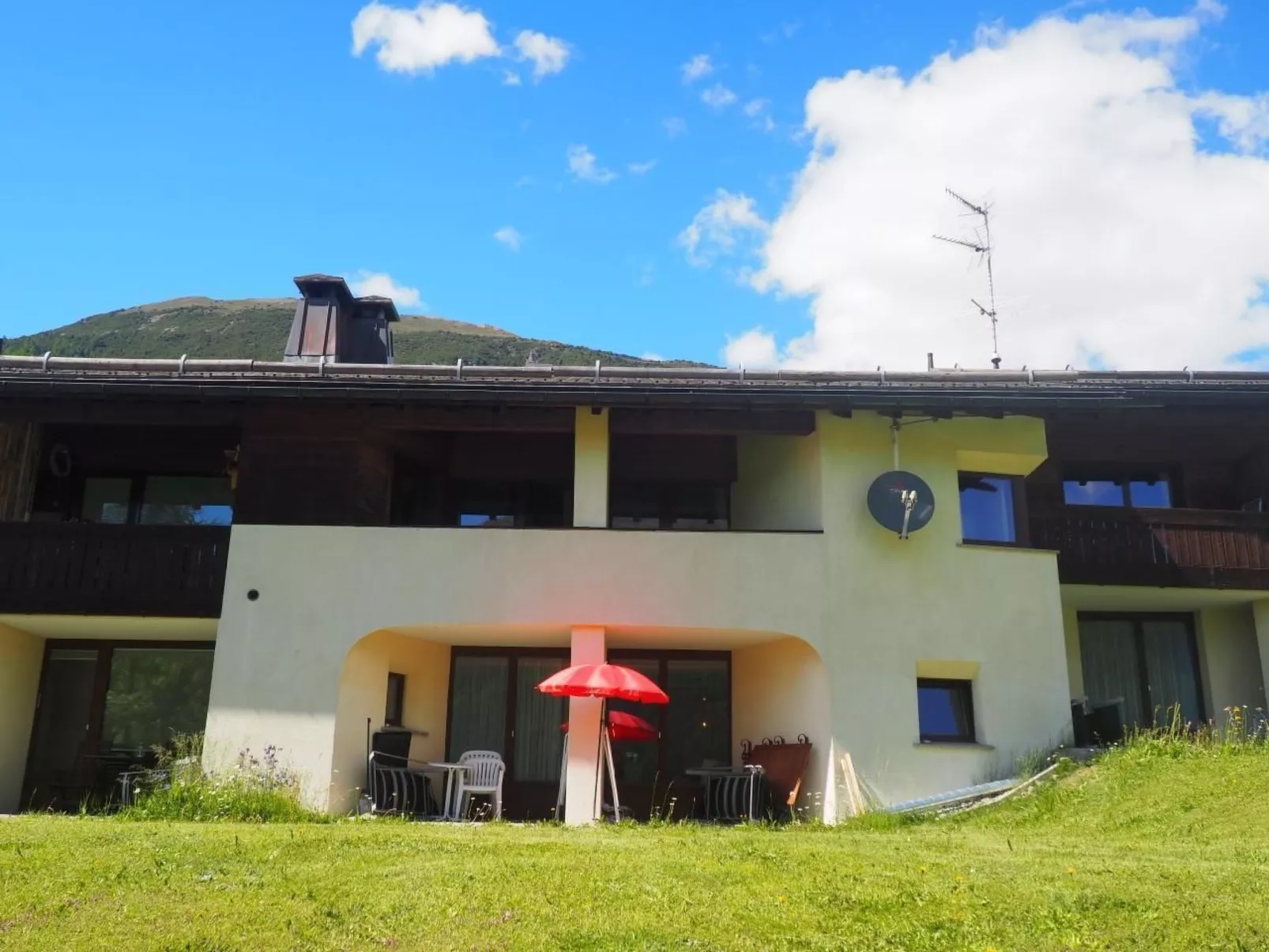 Residenz La Mora 17-Buiten