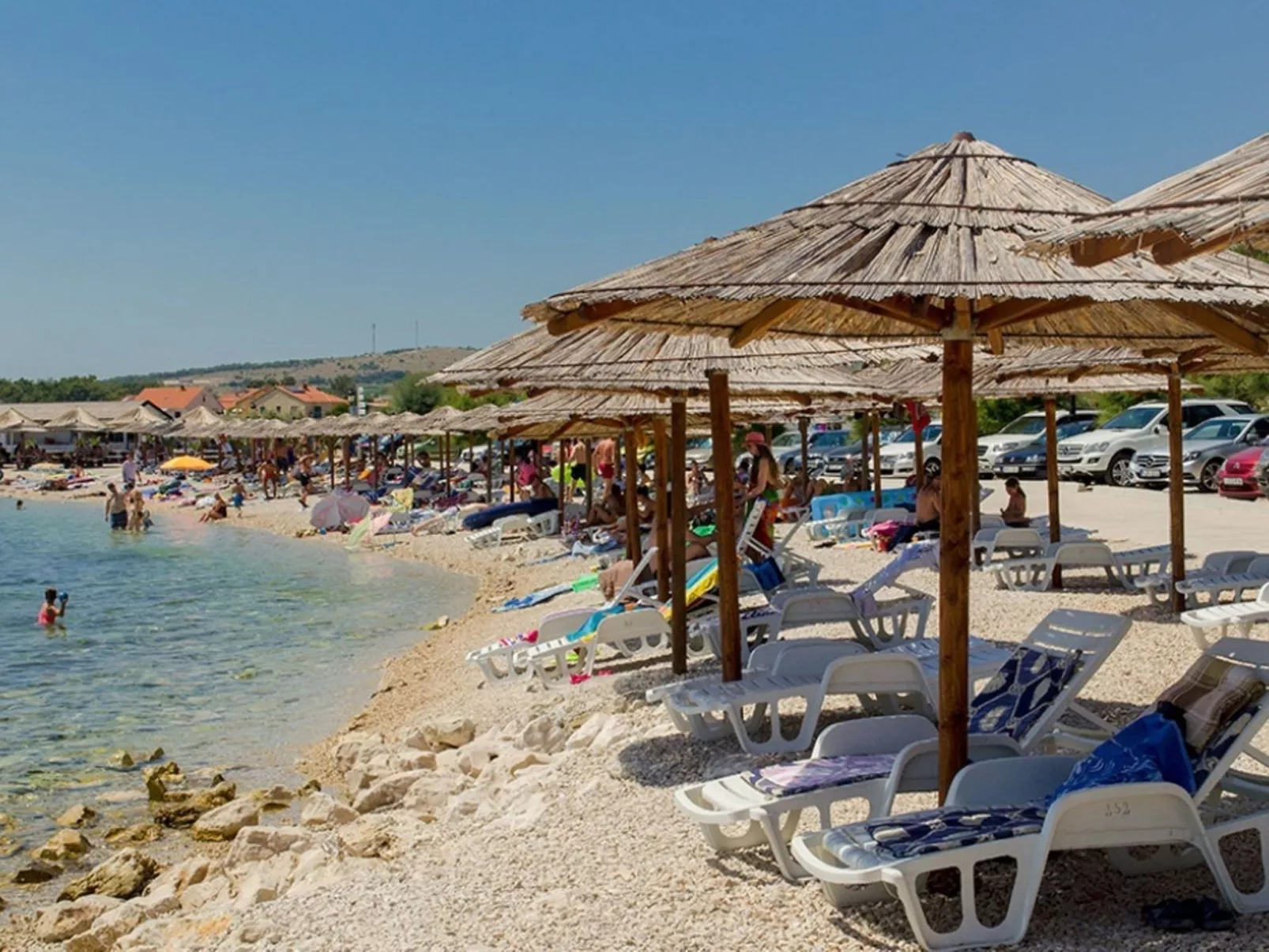 Casa Helena mit Dachterrasse-Buiten