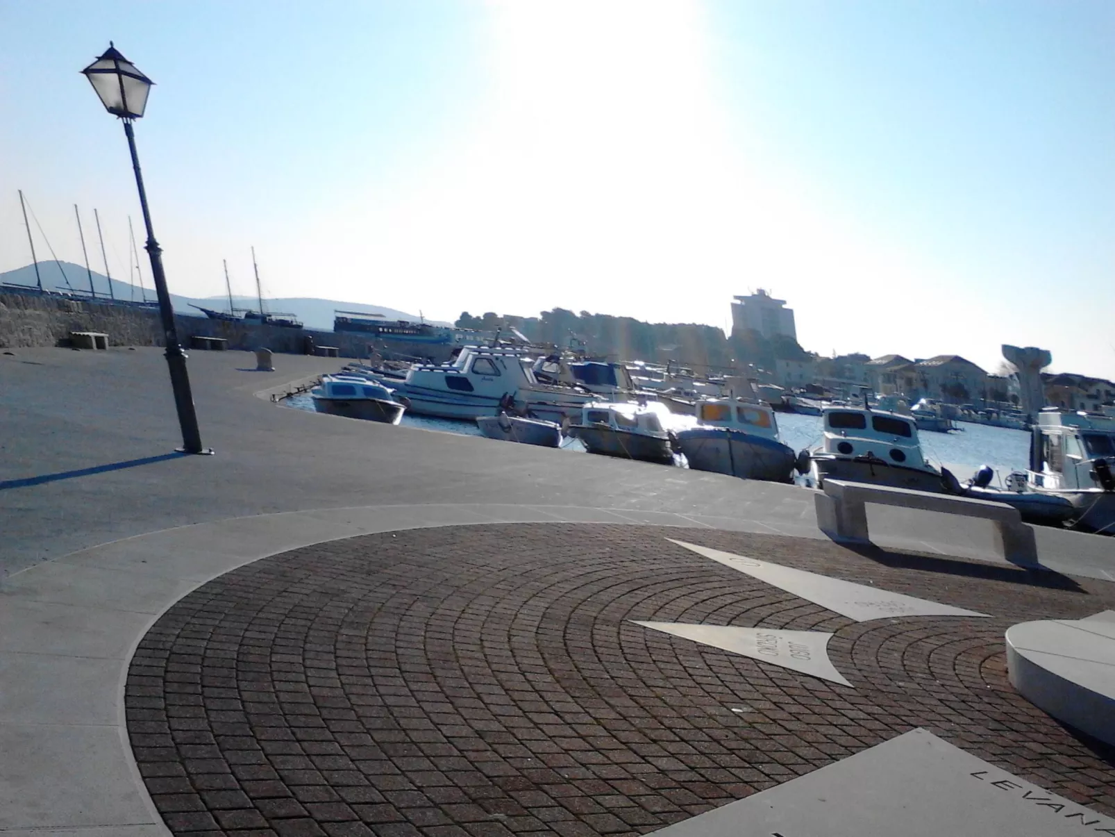 A4 a-Image-tags.info